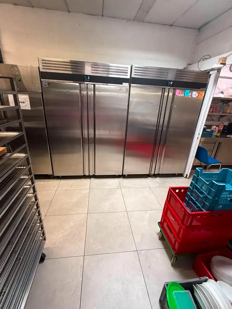 Interessant beleggingsvastgoed met verhuurd handelsgelijkvloers en appartement op toplocatie foto 14