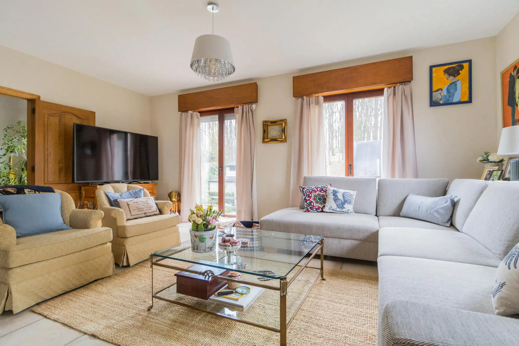 Prachtige woning met 5 slaapkamers foto 3