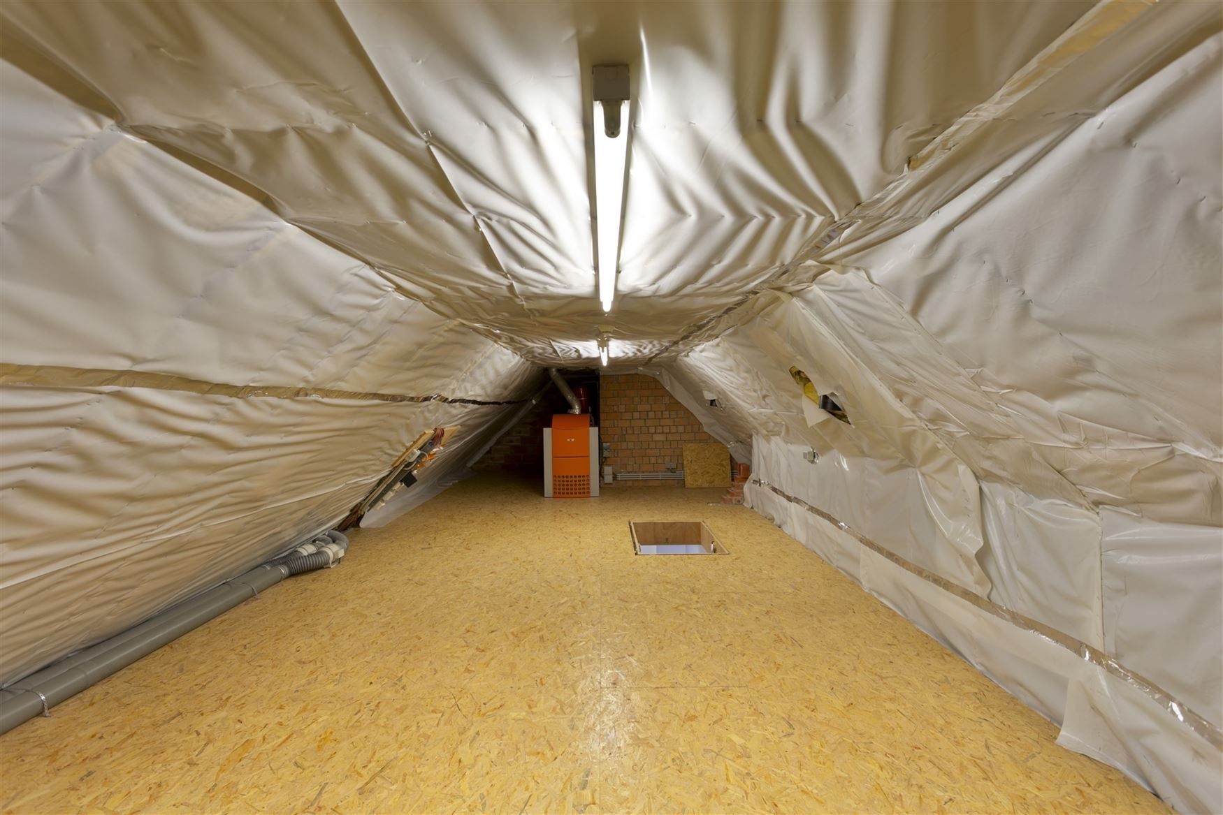 Zeer ruim bemeubeld duplexappartement foto 27