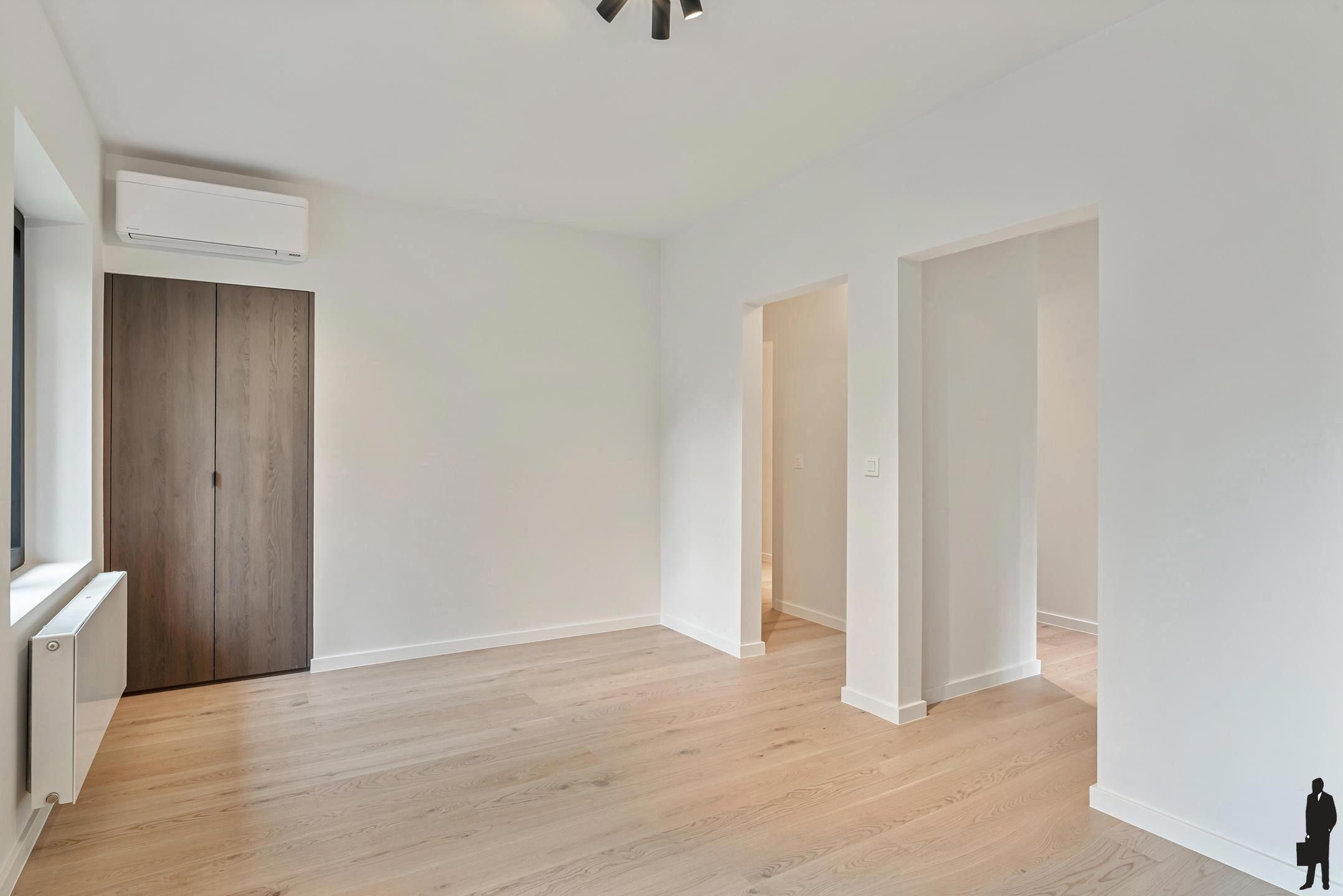 Gerenoveerde villa (ca. 3.628 m²) in een doodlopende straat! foto 23