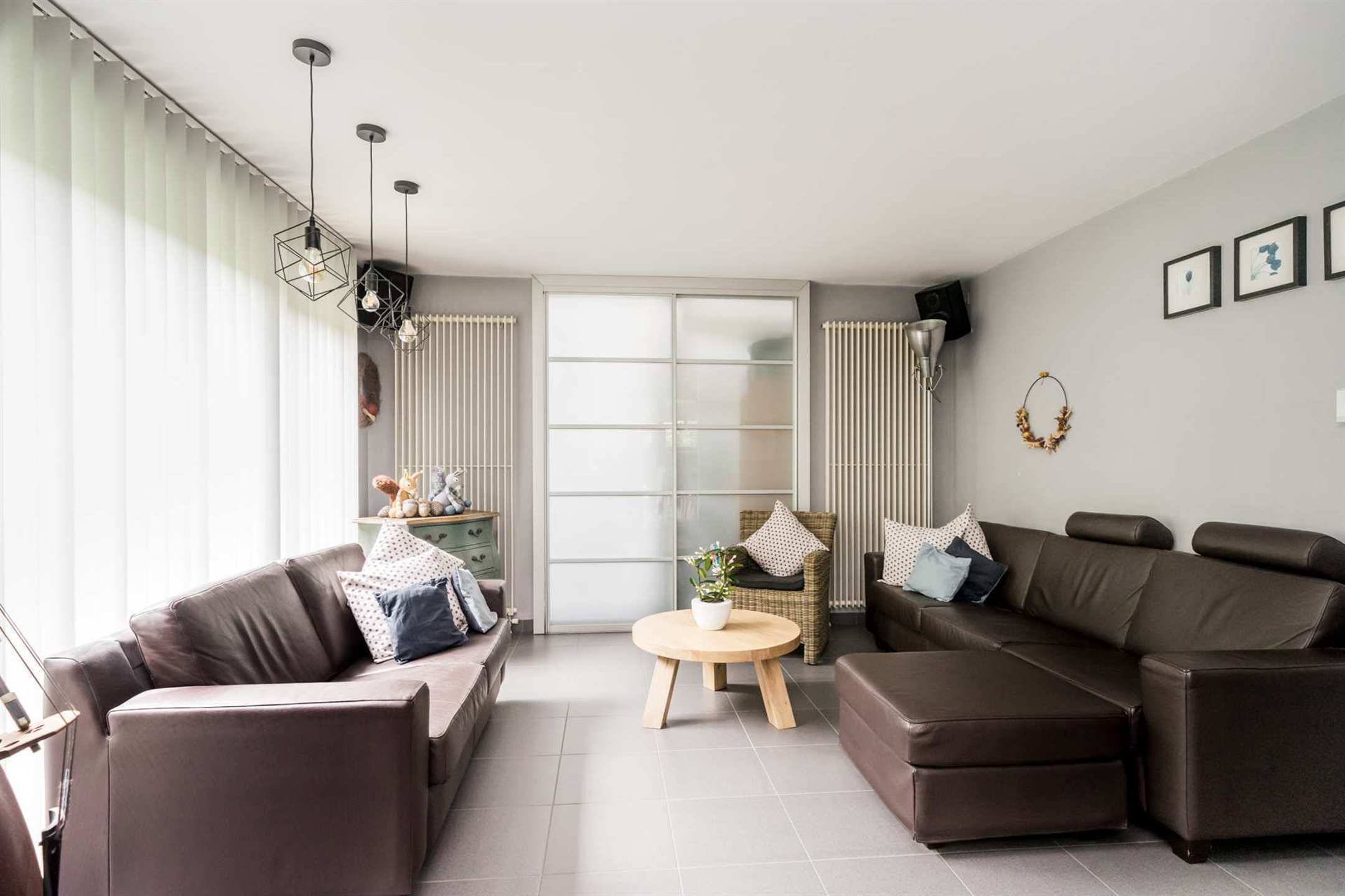 Prachtige ruime villa in groene oase foto 3