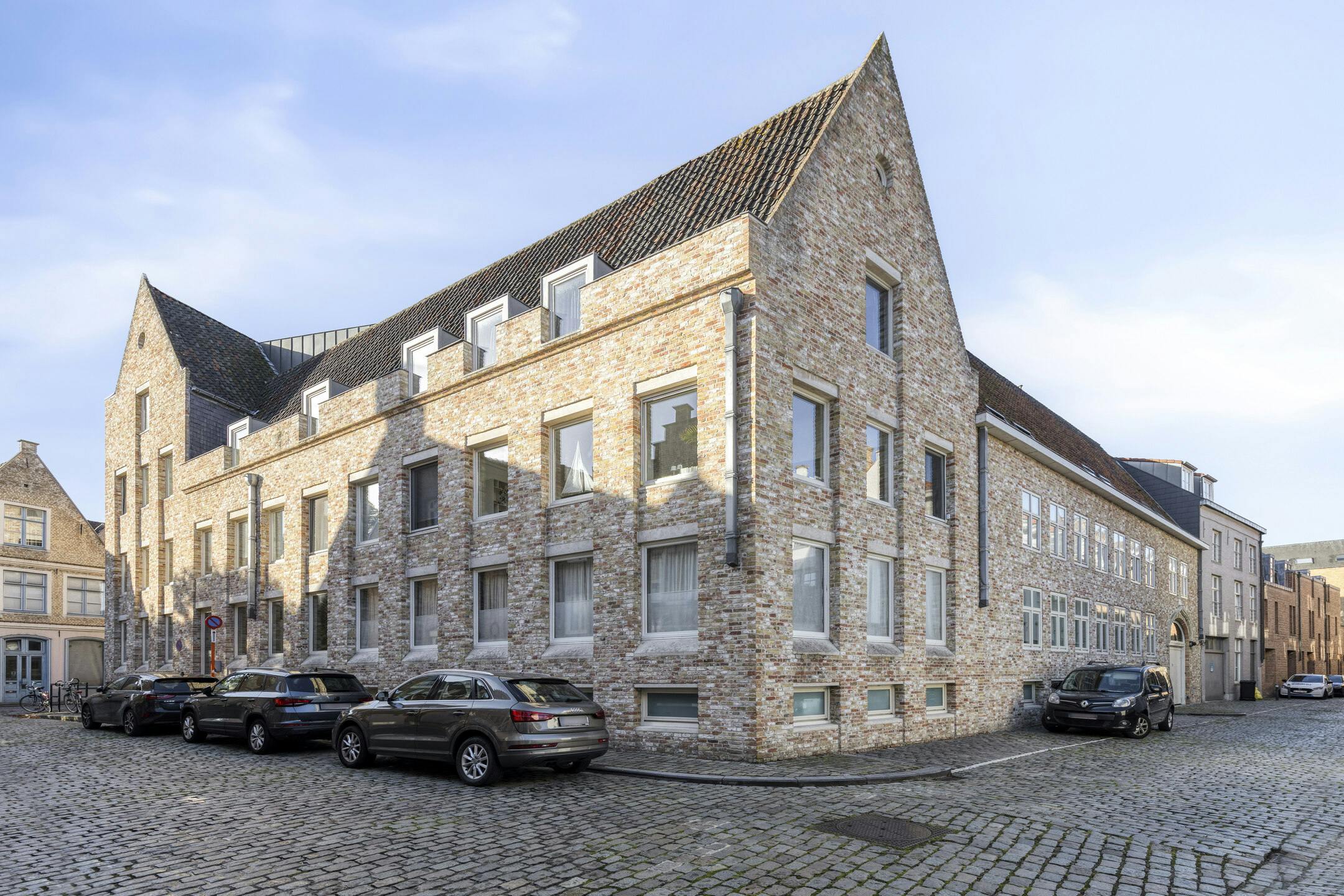 Gelijkvloers appartement met 3 slaapkamers in historisch centrum van Brugge. foto 16