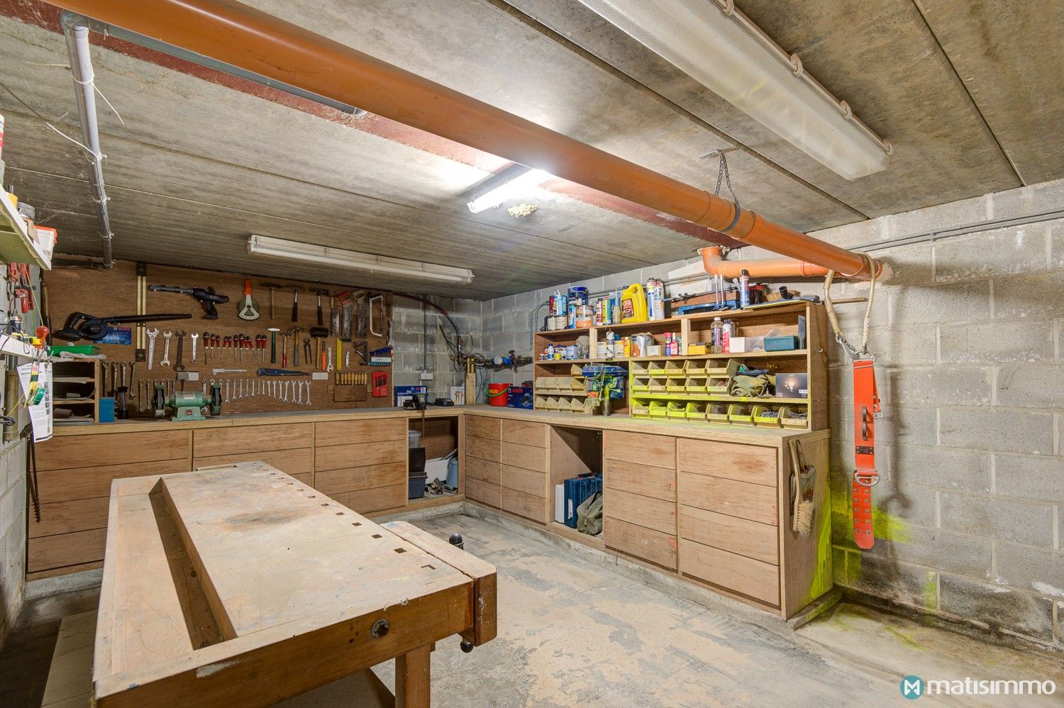 GEZINSWONING MET 4 SLAAPKAMERS, ZONNEPANELEN EN ZWEMBAD TE KORTESSEM foto 29