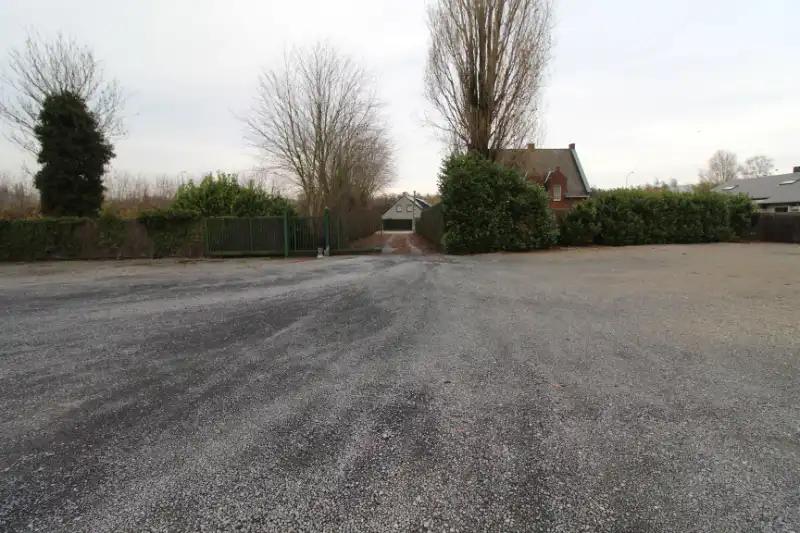 Opslagplaats te huur nabij oprit autostrade te Izegem foto 5