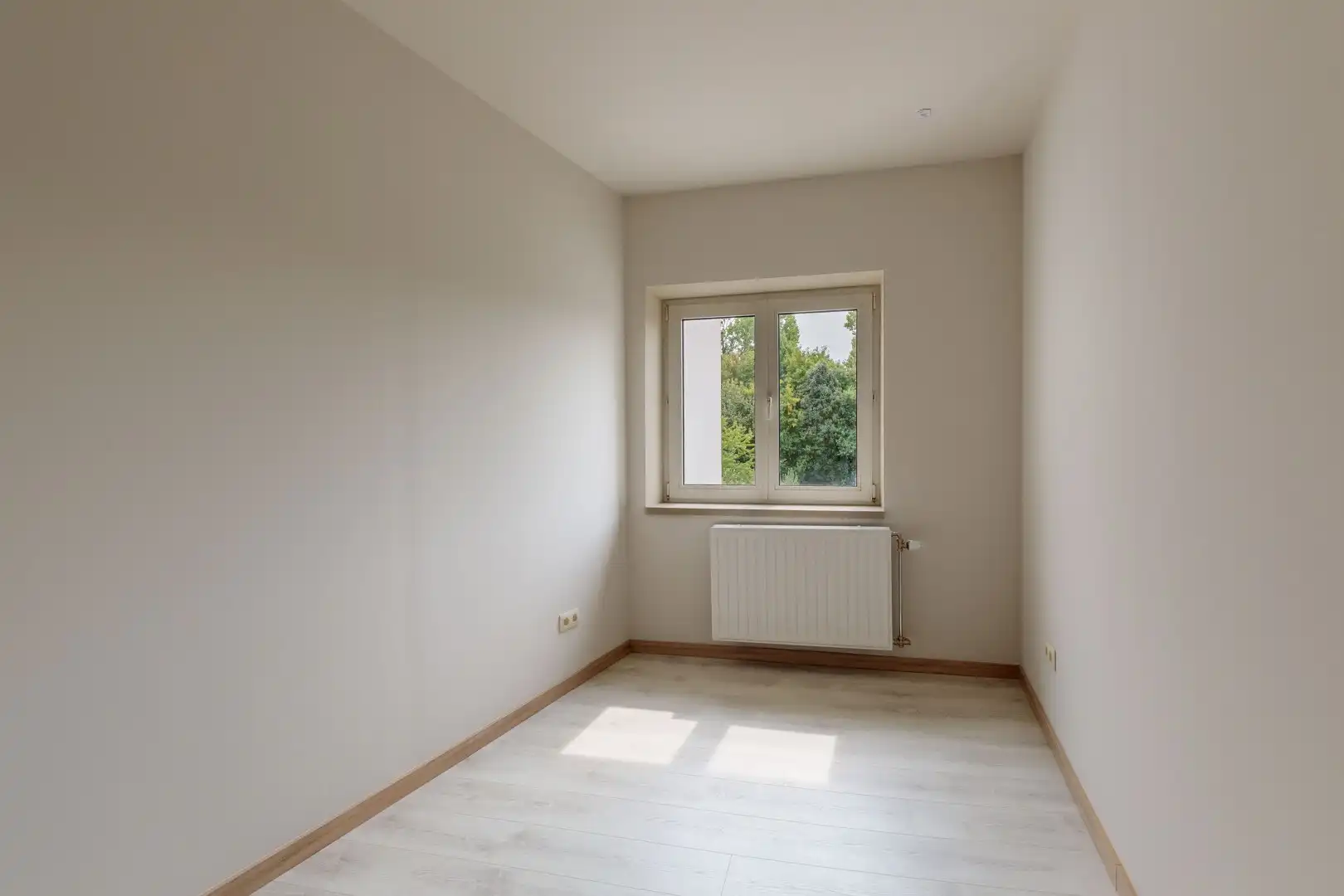 Energiezuinige, instapklare woning met 4 slaapkamers in het centrum foto 14