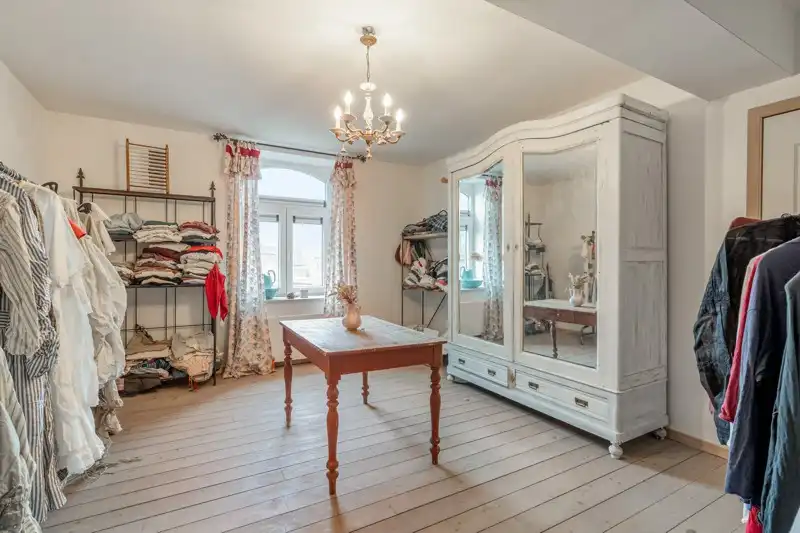 Woonappartement met handelsruimte in het centrum van Wommersom foto 18