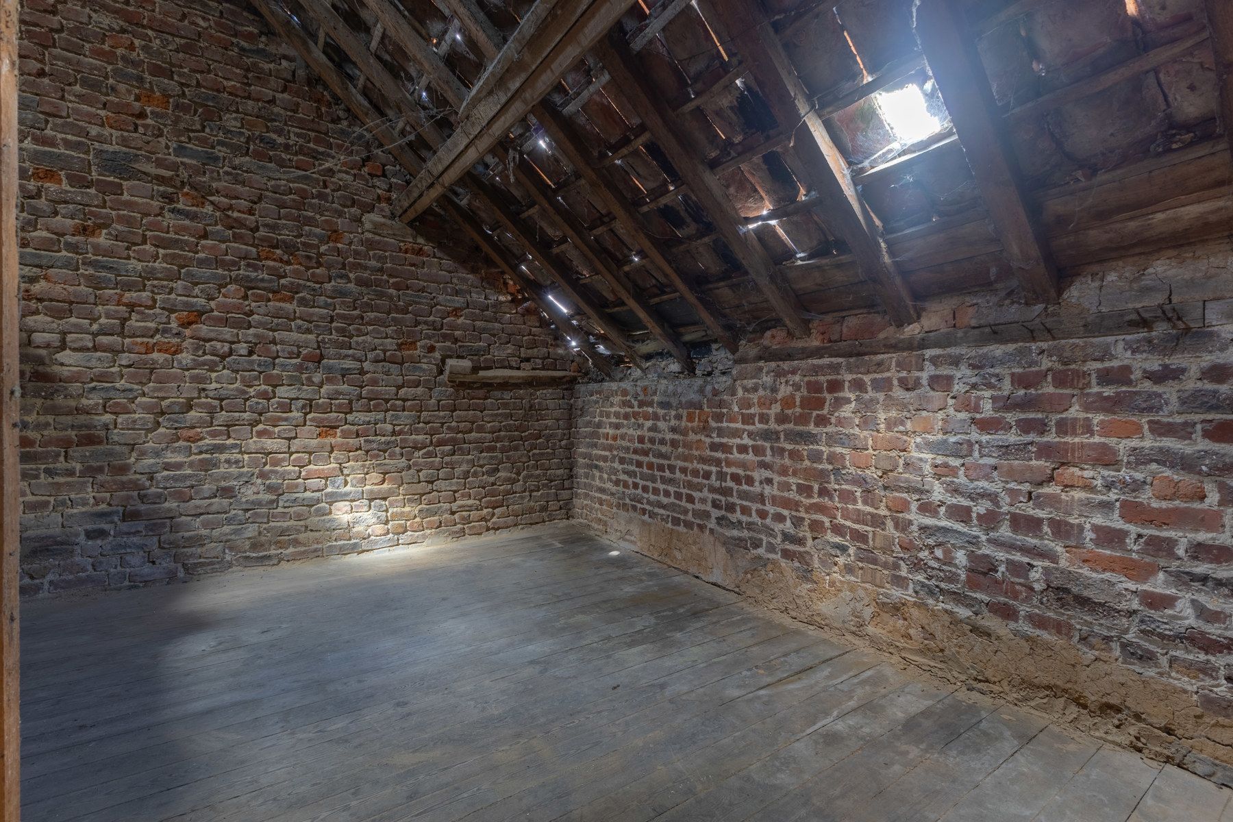 Te renoveren landelijke woning in Elingen foto 12