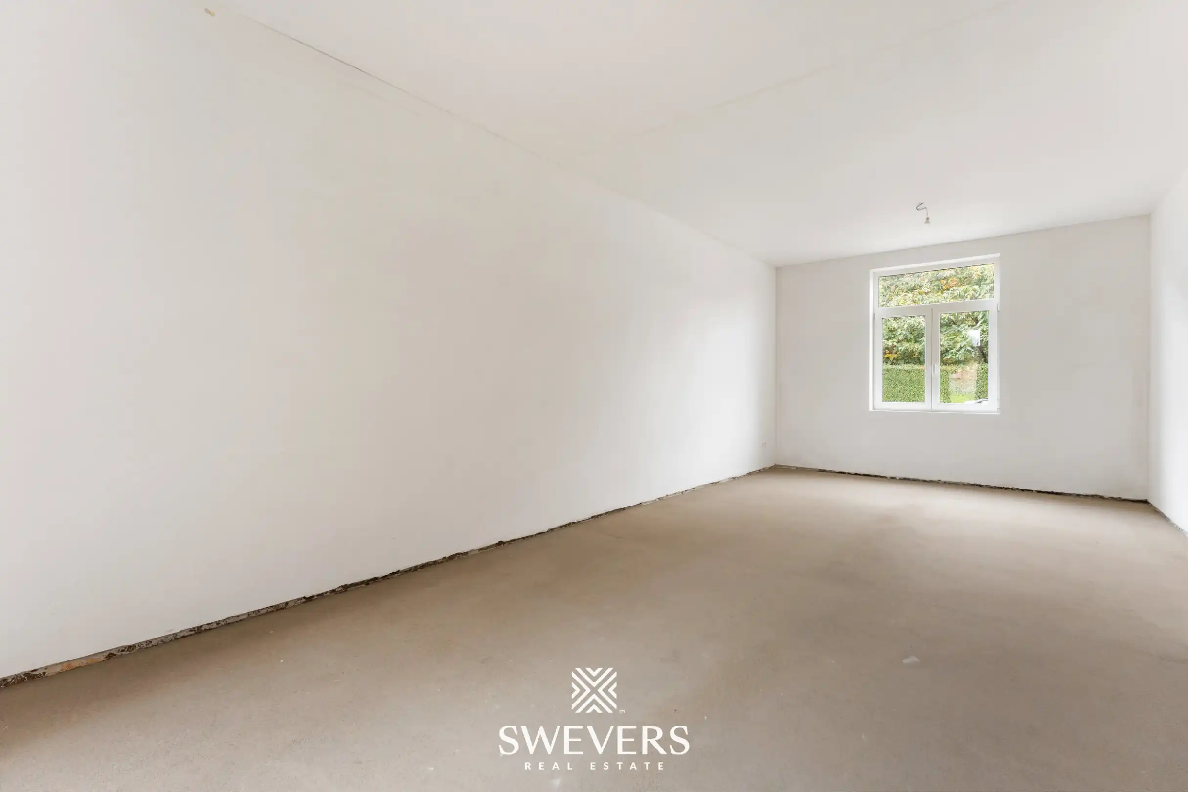 Ruime casco-pluswoning van 253 m² met 4 slaapkamers, garage en veel potentieel in Riemst foto 4