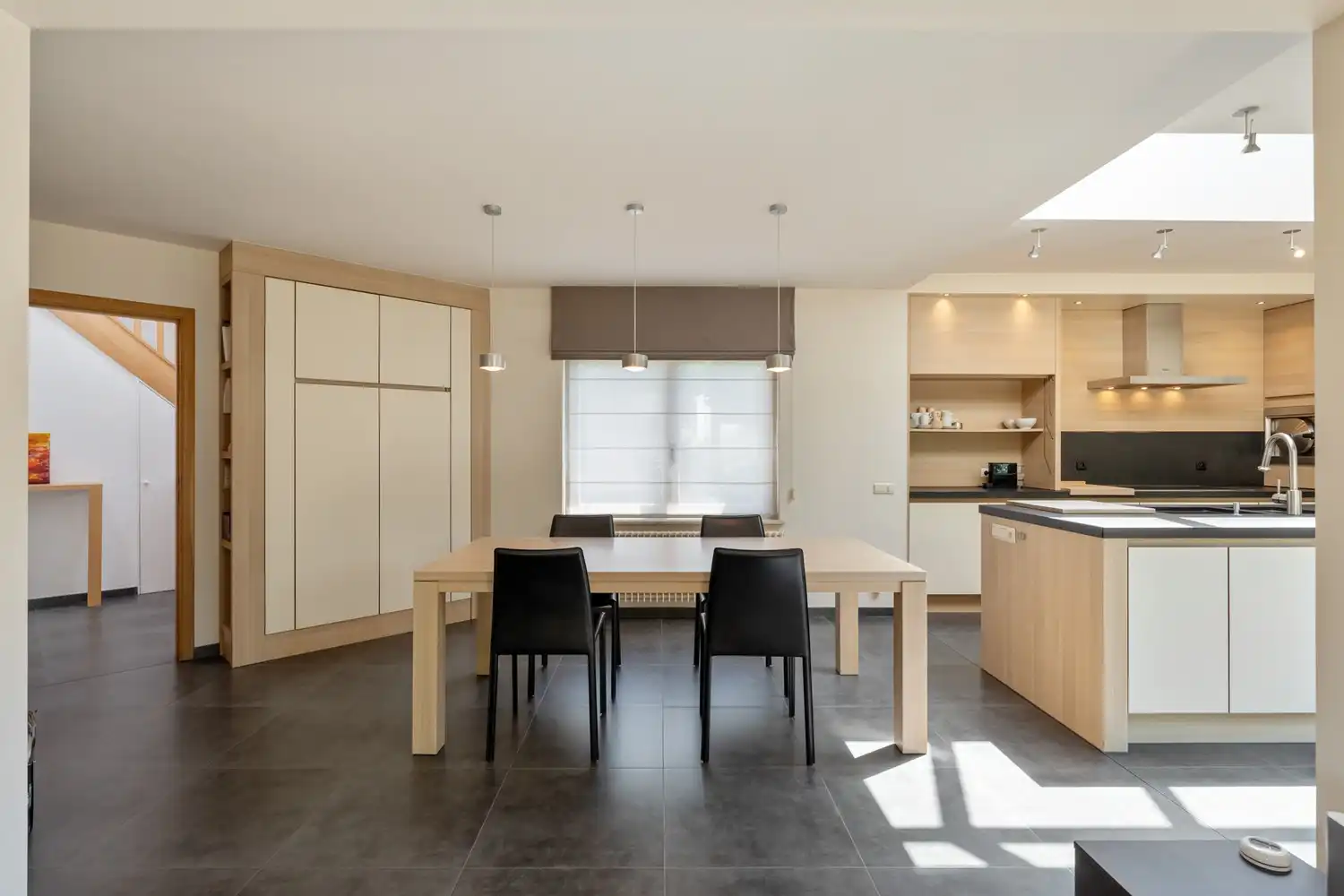 Goed gelegen villa met 4/5 slaapkamers, een bureau, een garage en een mooie tuin op een groene ligging te Kessel-Lo! foto 14