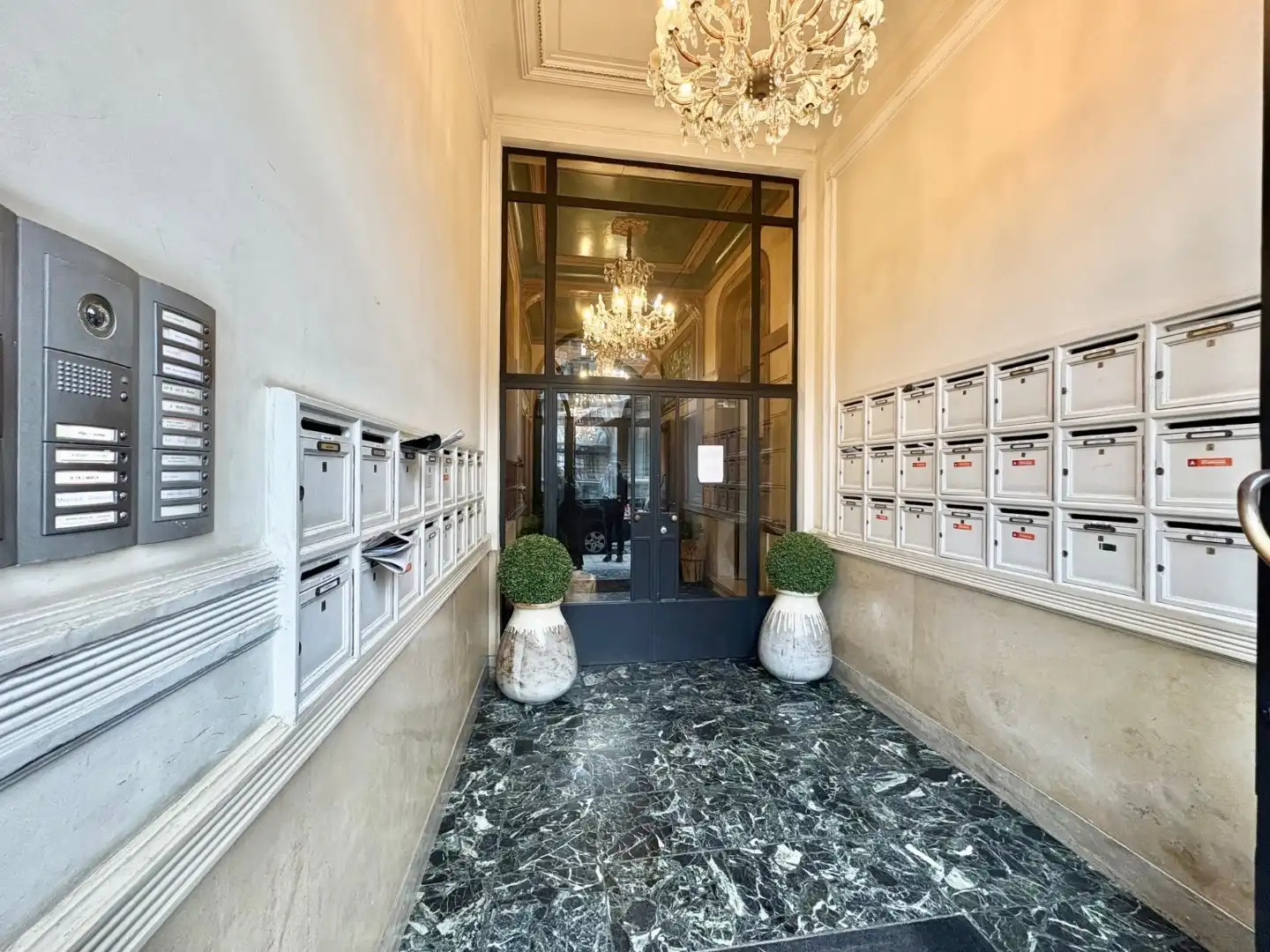 Uniek penthouse met 4 slaapkamers en ruim privéterras in Zurenborg foto 29