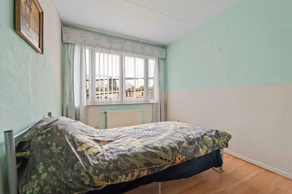 HALFOPEN BEBOUWING MET GARAGE EN GROTE TUIN IN TONGEREN foto 27