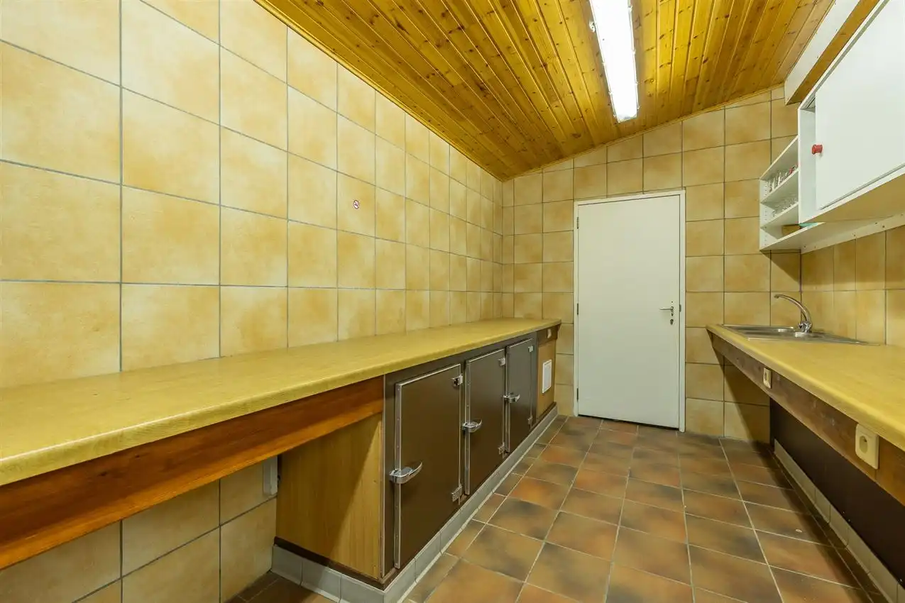 Uniek gebouw met historische waarde en karakter foto 29