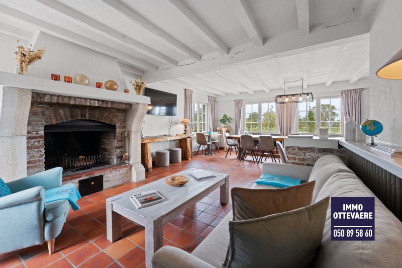 TE KOOP Charmante villa in Knokke met zicht op de polders. foto 3