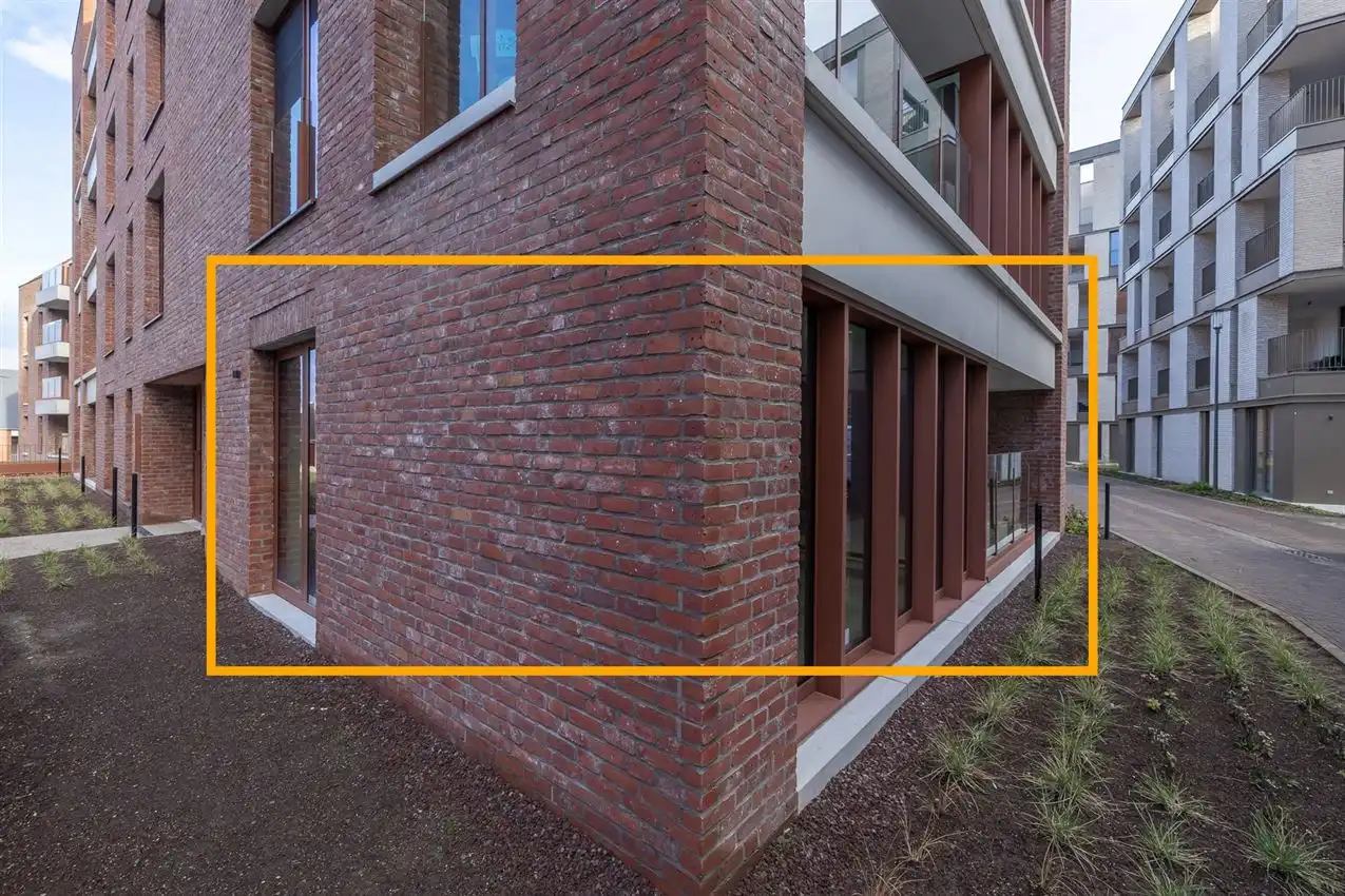 Uitblinker in leefkwaliteit, ruimtegevoel en buitenbeleving foto {{pictureIndex}}