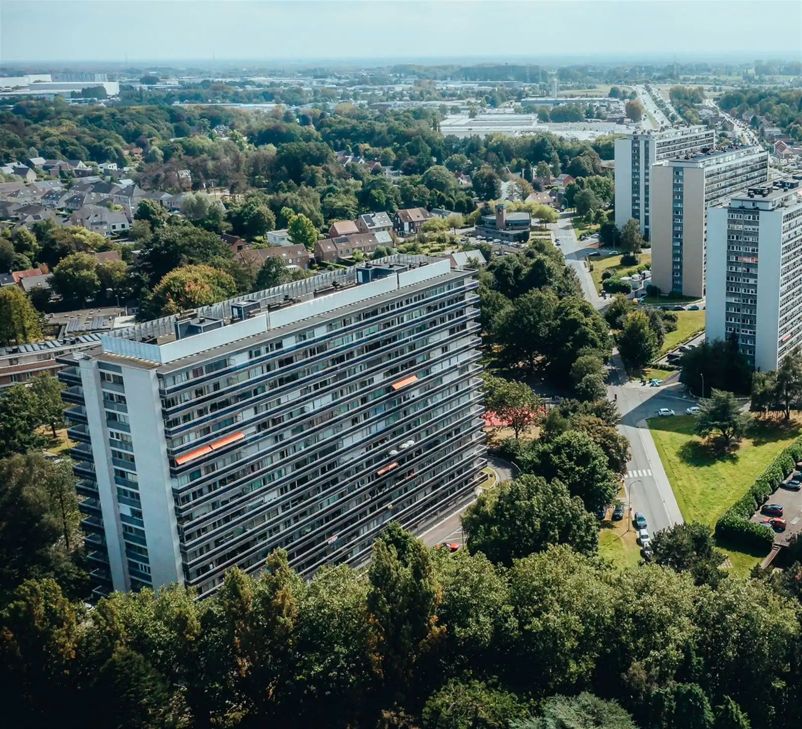 Appartement foto {{pictureIndex}}
