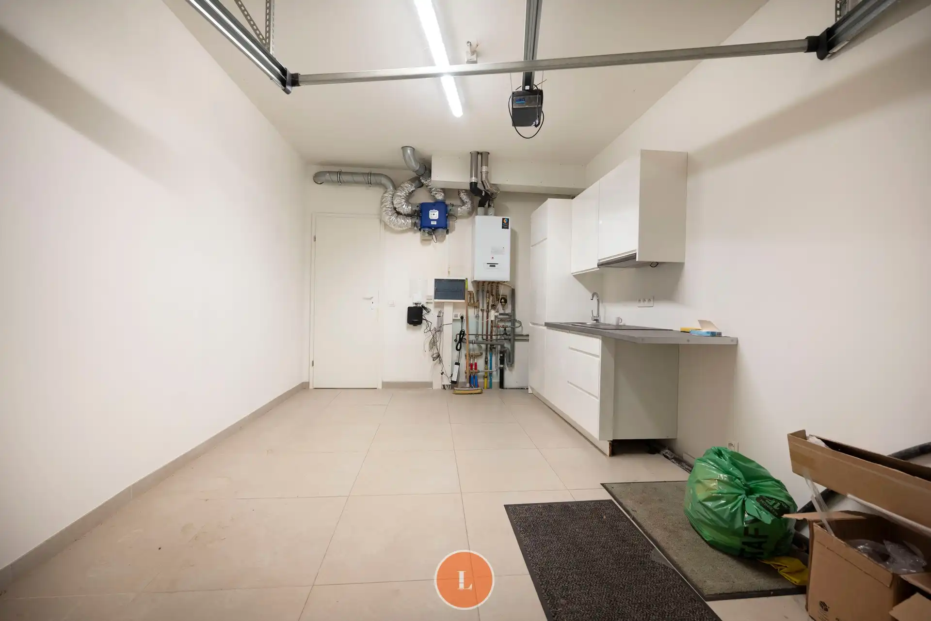 Verzorgde kantoorruimte met uitstekende visibiliteit foto 7