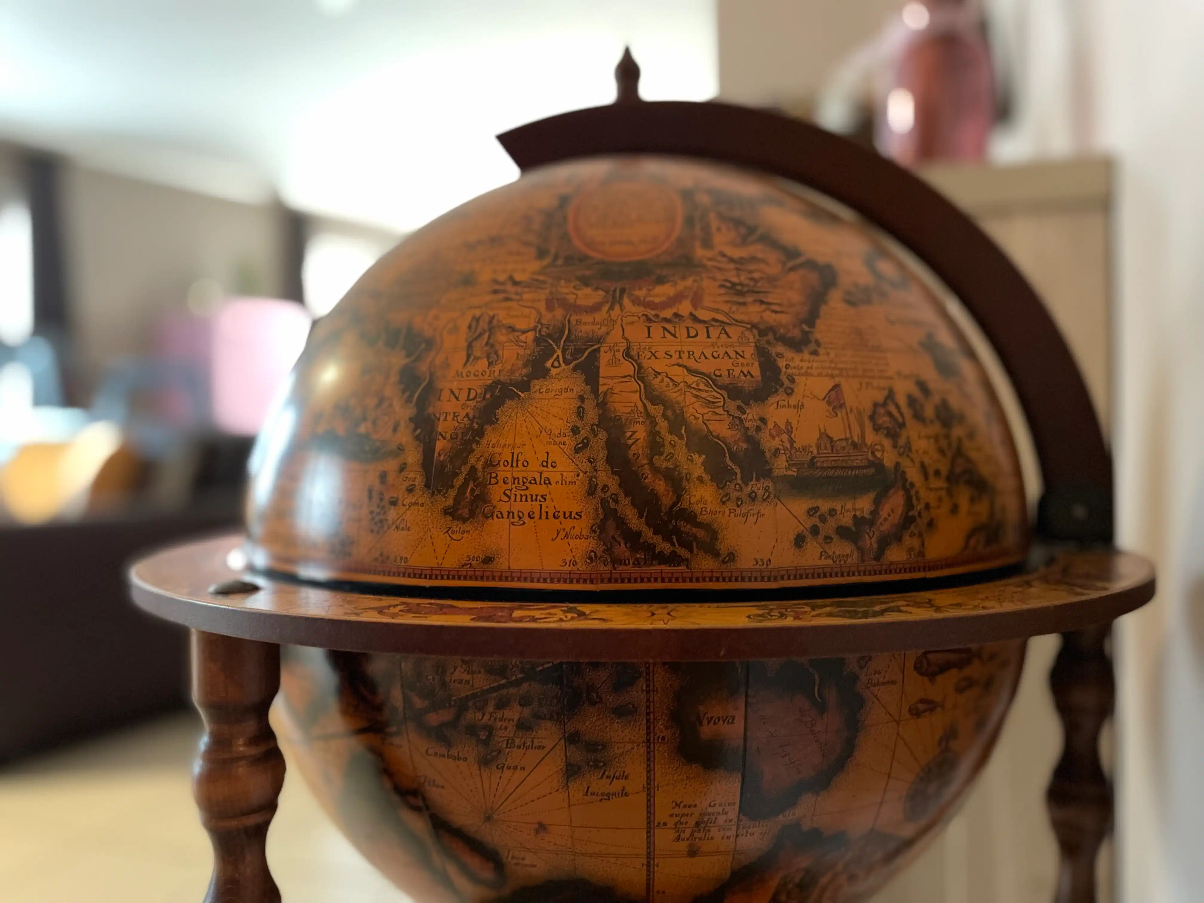 Aan Sint-Anneke 26 bus 101 te Sint-Truiden treffen we dit ruime appartement met drie slaapkamers, twee badkamers en kelder. De centrale ligging (200m van Grote Markt) zorgt voor een optimaal bereik van winkels, station, scholen en eveneens de groene omgeving van de stadsvesten en het stadspark. foto 8