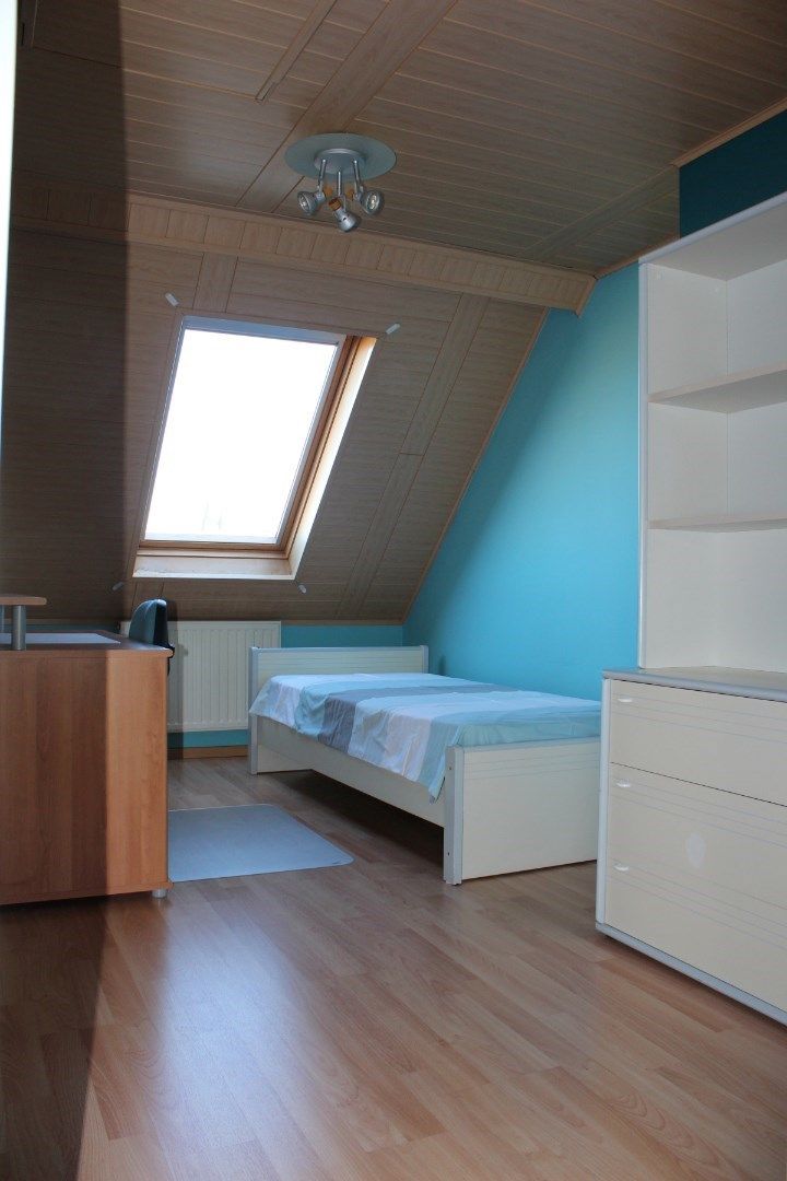 Lichtrijk duplex appartement in hartje Zonhoven (3slpk, 2badk, 2 parkings) foto 18