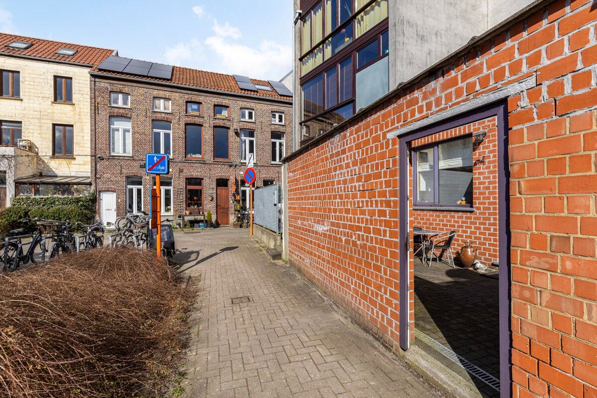 Authentieke burgerwoning aan het Rommelwaterpark met 5 slaapkamers, centrum Gent. foto 7