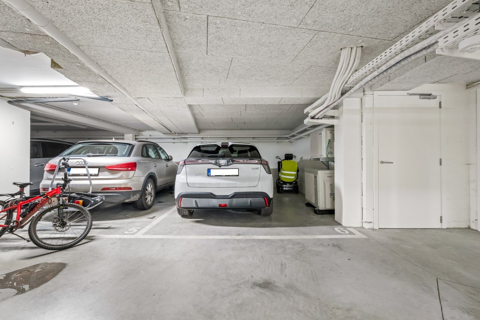 Prachtig hoekappartement met ondergrondse staanplaats foto 10