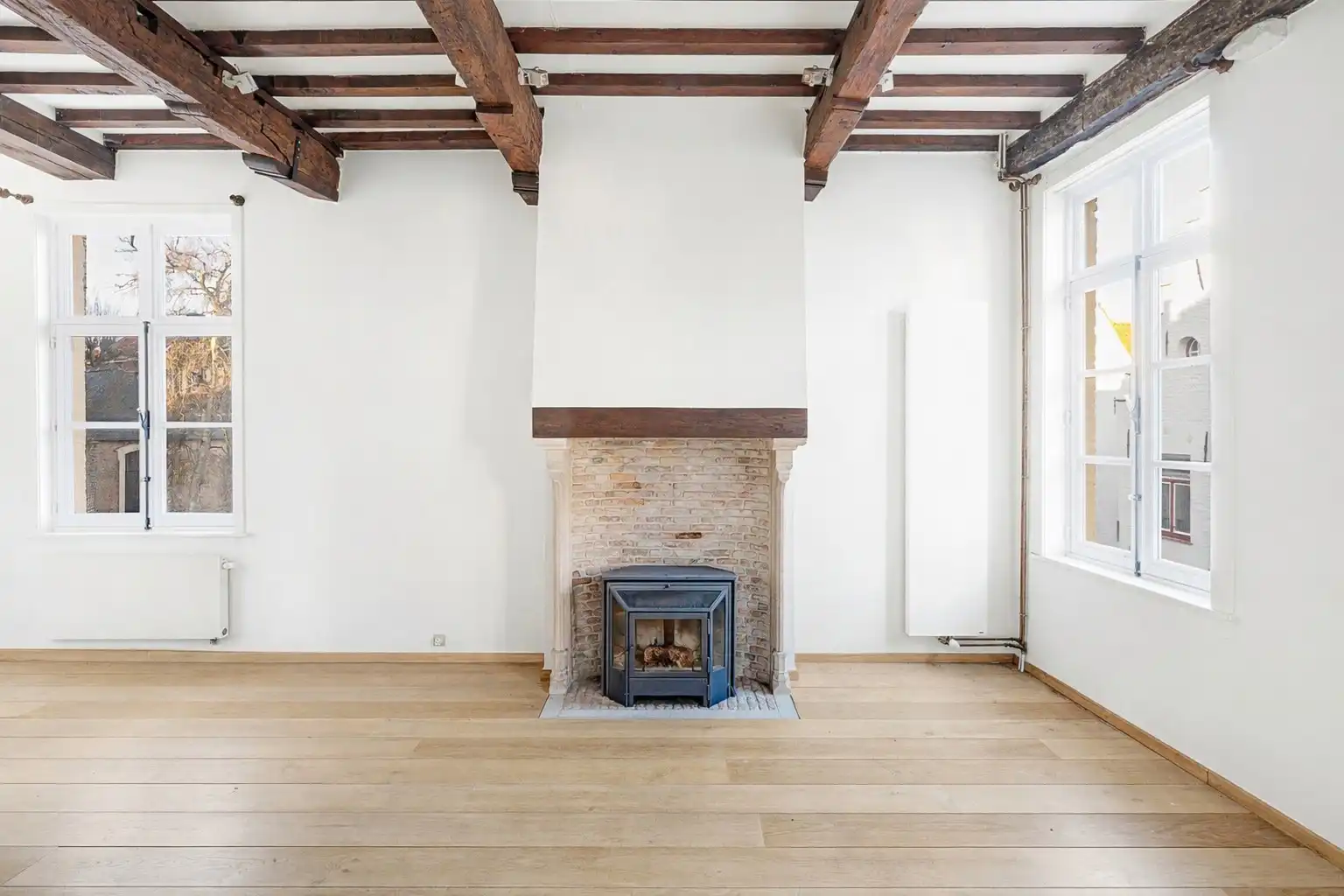 Charmante woning aan het Sint-Annaplein te Brugge foto 7