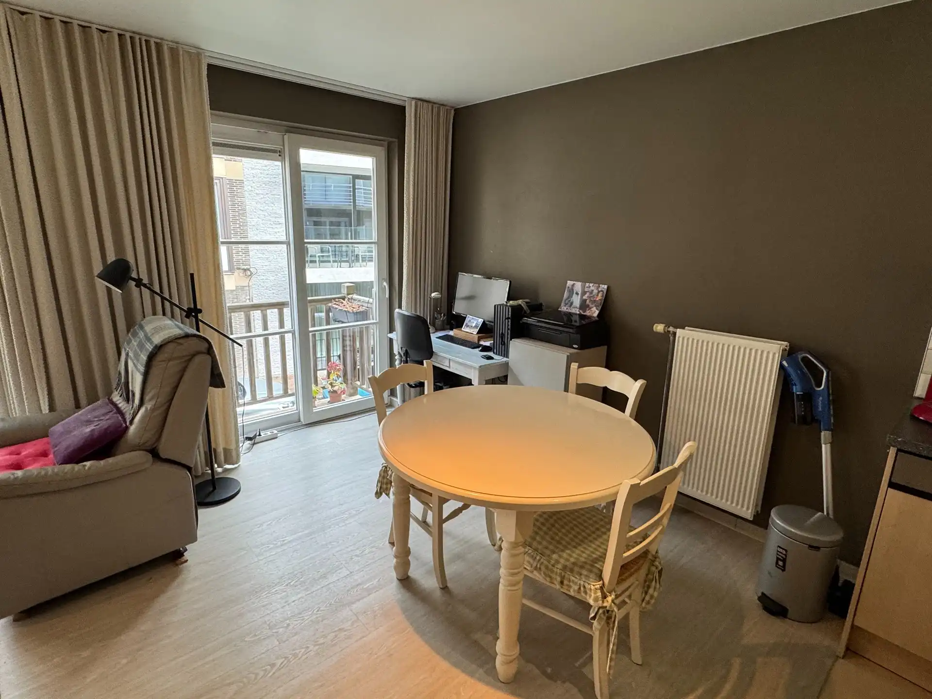 Appartement met 2 slaapkamers op toplocatie in De Haan centrum. foto 3