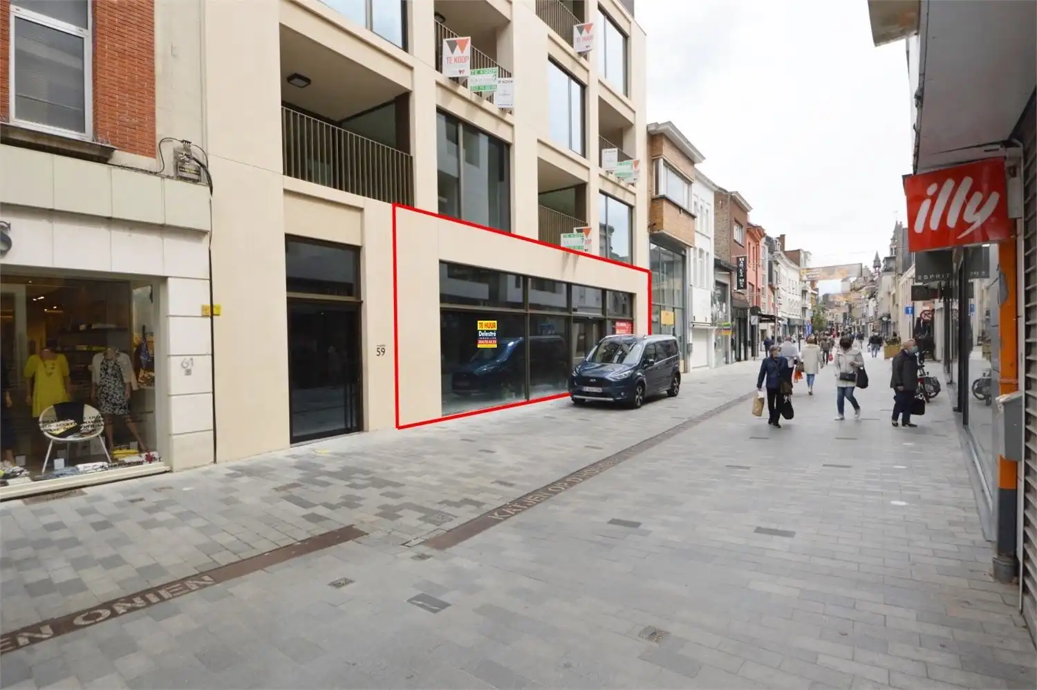 NIEUWBOUW COMMERCIEEL GELIJKVLOERS 955 M2 foto {{pictureIndex}}