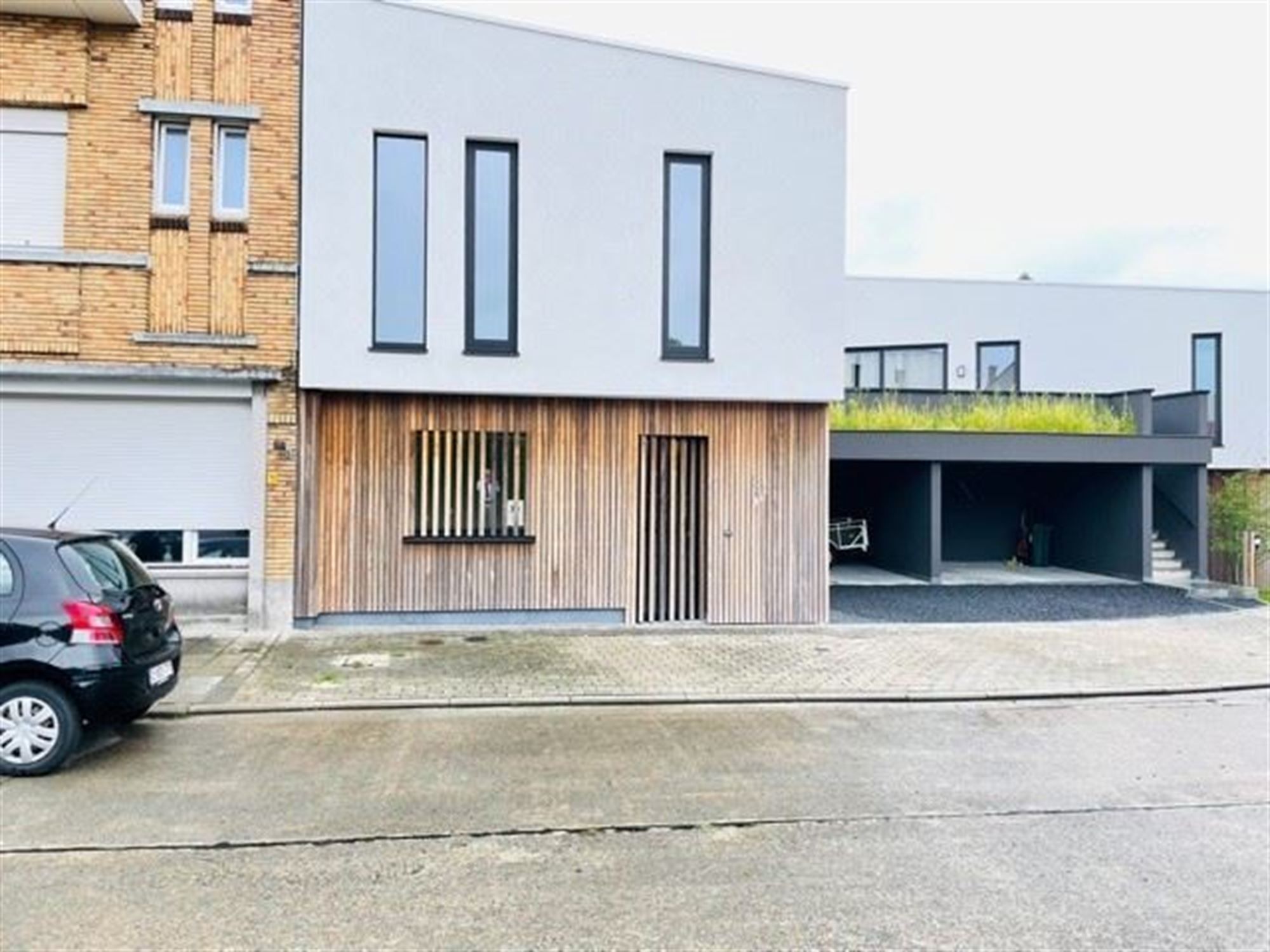 Rijwoning met 3 slaapkamers, terras en tuin foto 18