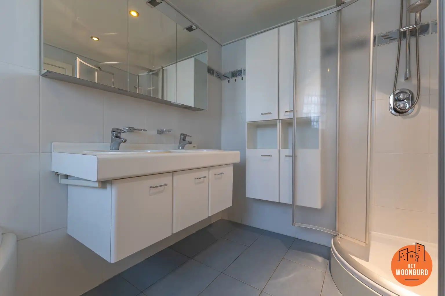 Ruime woning: 5 slpks, garage en grote tuin op toplocatie foto 23