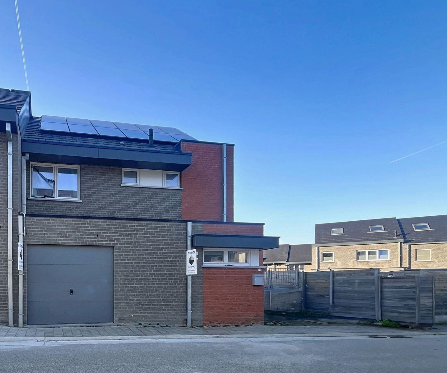 Moderne Nieuwbouwwoning met 3 SLPK, garage én Tuin! foto {{pictureIndex}}