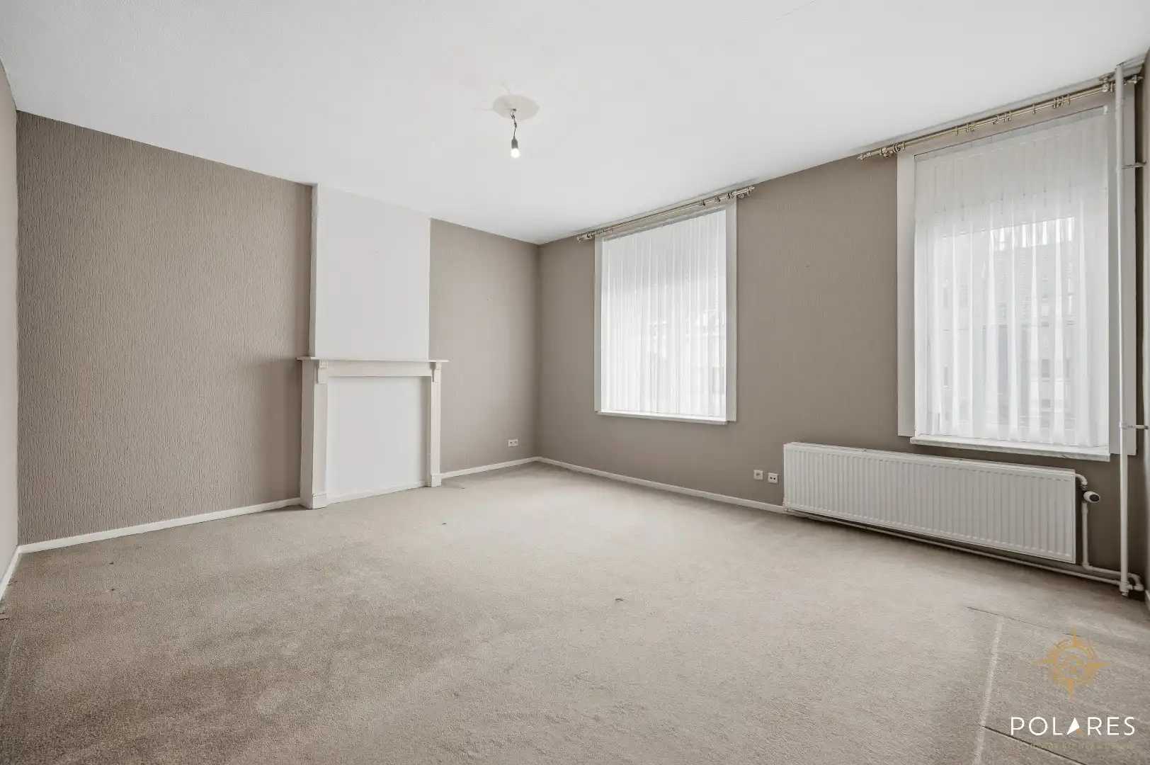 Instapklare rijwoning met 4 slaapkamers en leuke tuin! foto 13