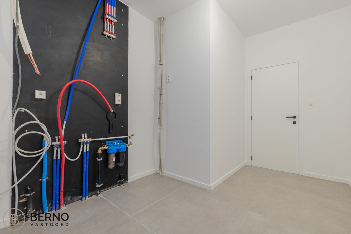 Nieuwbouwwoning met tuin foto 6