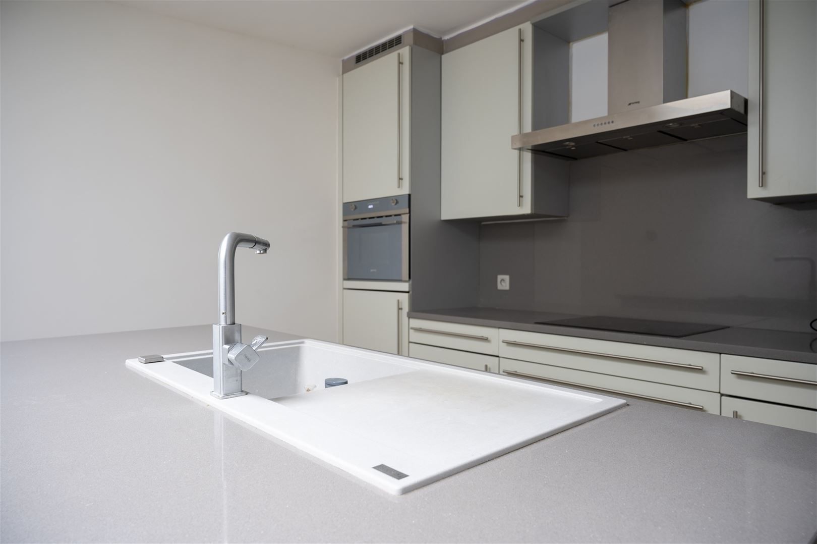 volledig gerenoveerde woning met authentieke elementen foto 12