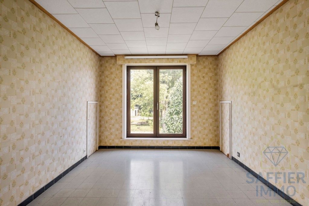 Ruime gezinswoning met zonnige tuin en 5 slaapkamers in hartje Izegem foto 27