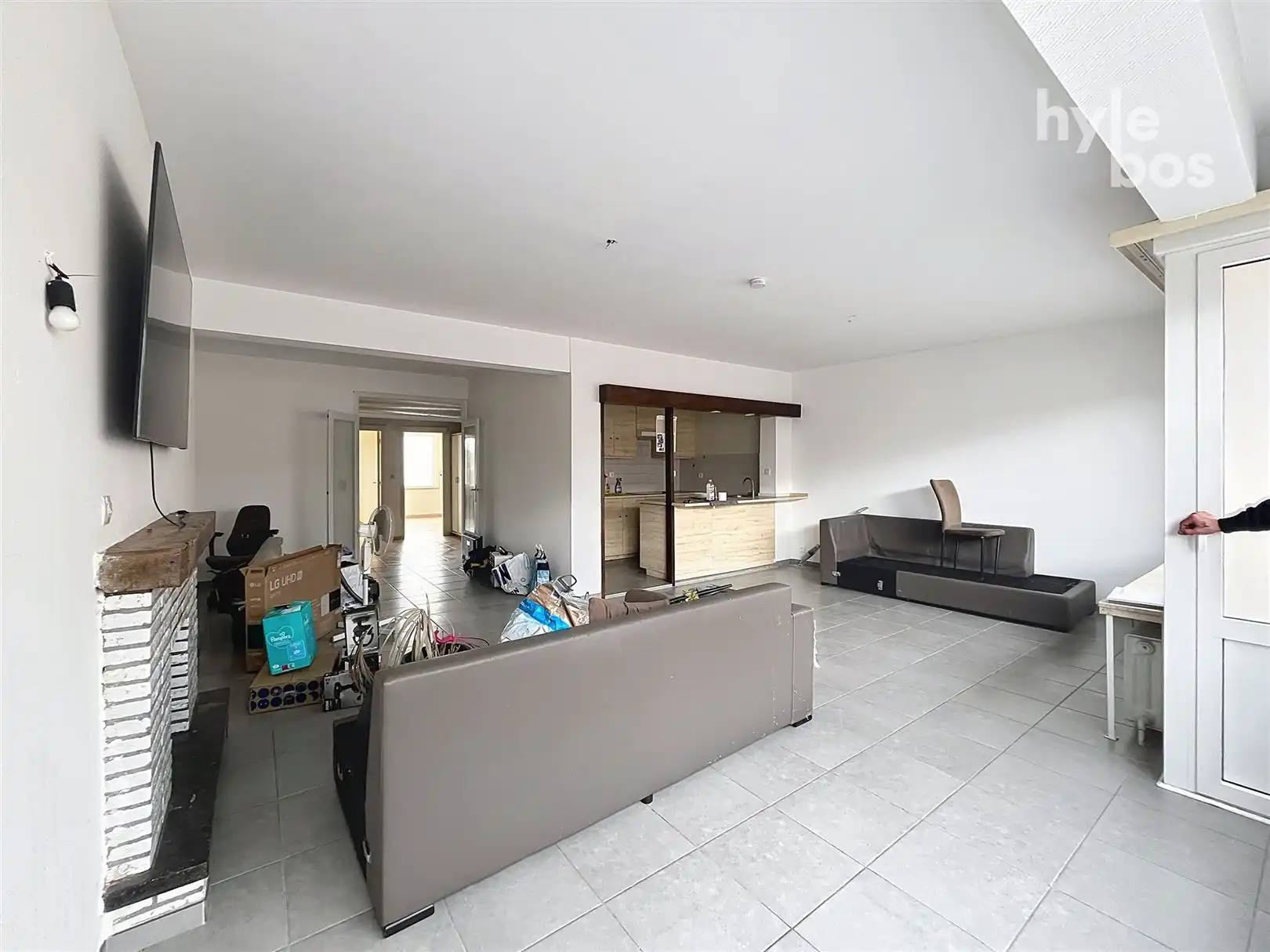 Centraal gelegen, instapklaar 2 slaapkamer appartement foto 4