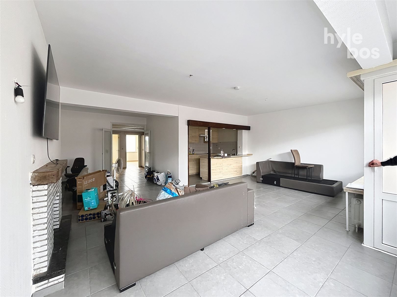 Centraal gelegen, instapklaar 2 slaapkamer appartement foto 4