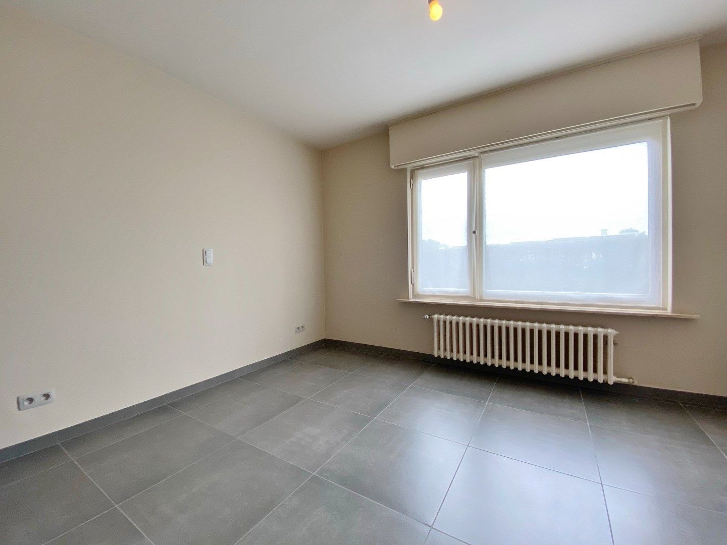 Alleenstaande woning met garage en zonnige tuin met prachtig uitzicht.  foto 10
