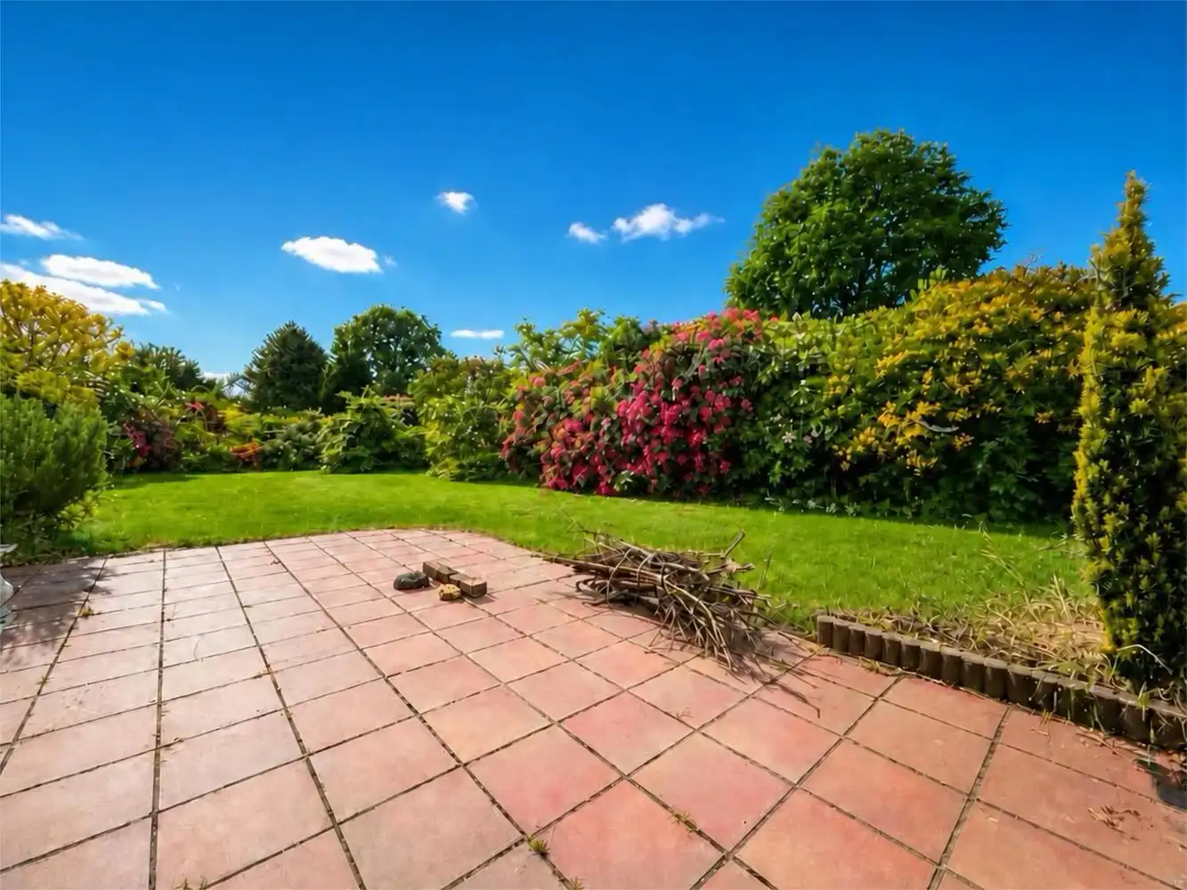 Op te frissen alleenstaande woning met riante tuin foto 29
