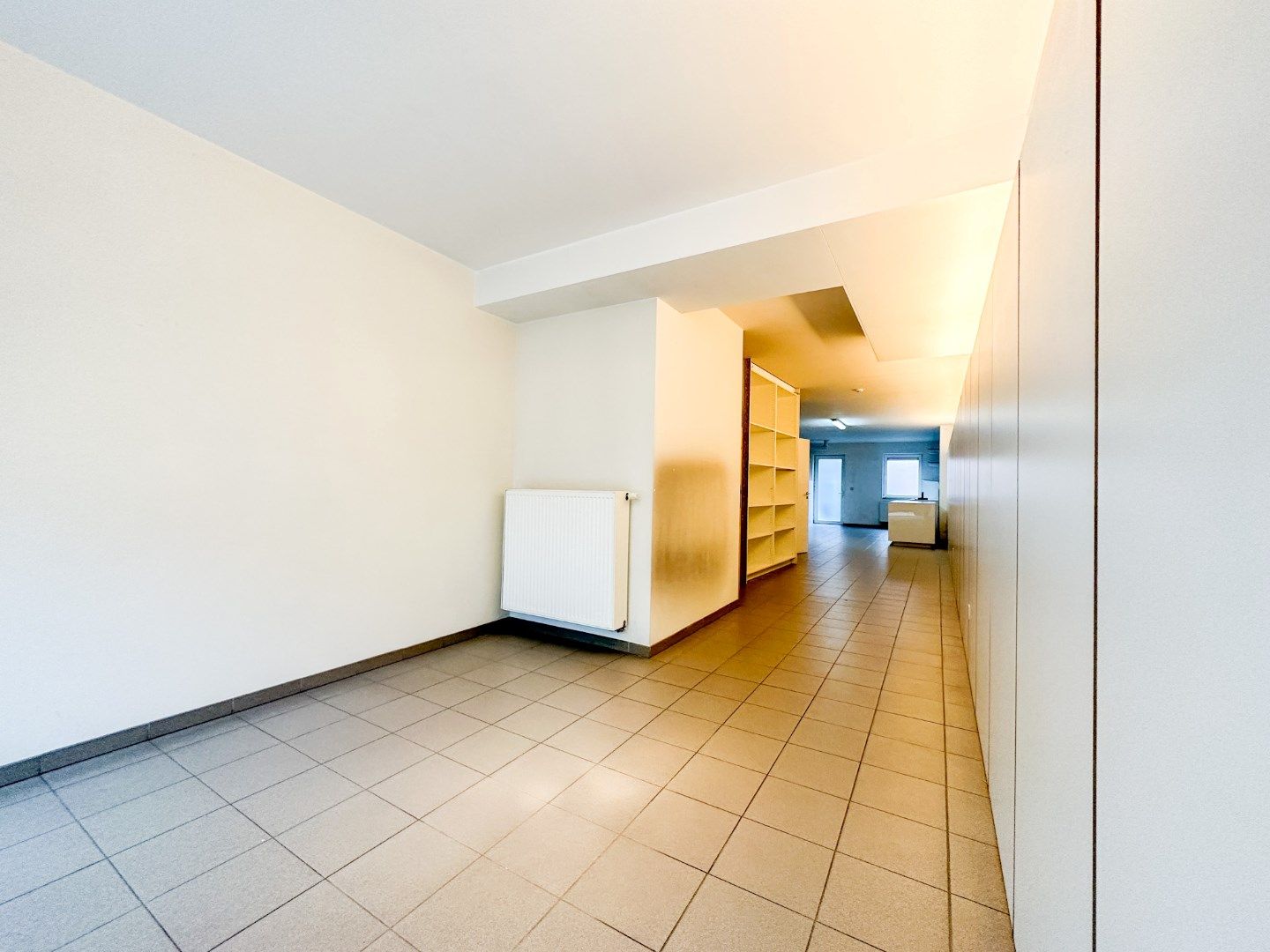 Instapklare handelsruimte voor winkel of kantoor, centrum Torhout foto 7