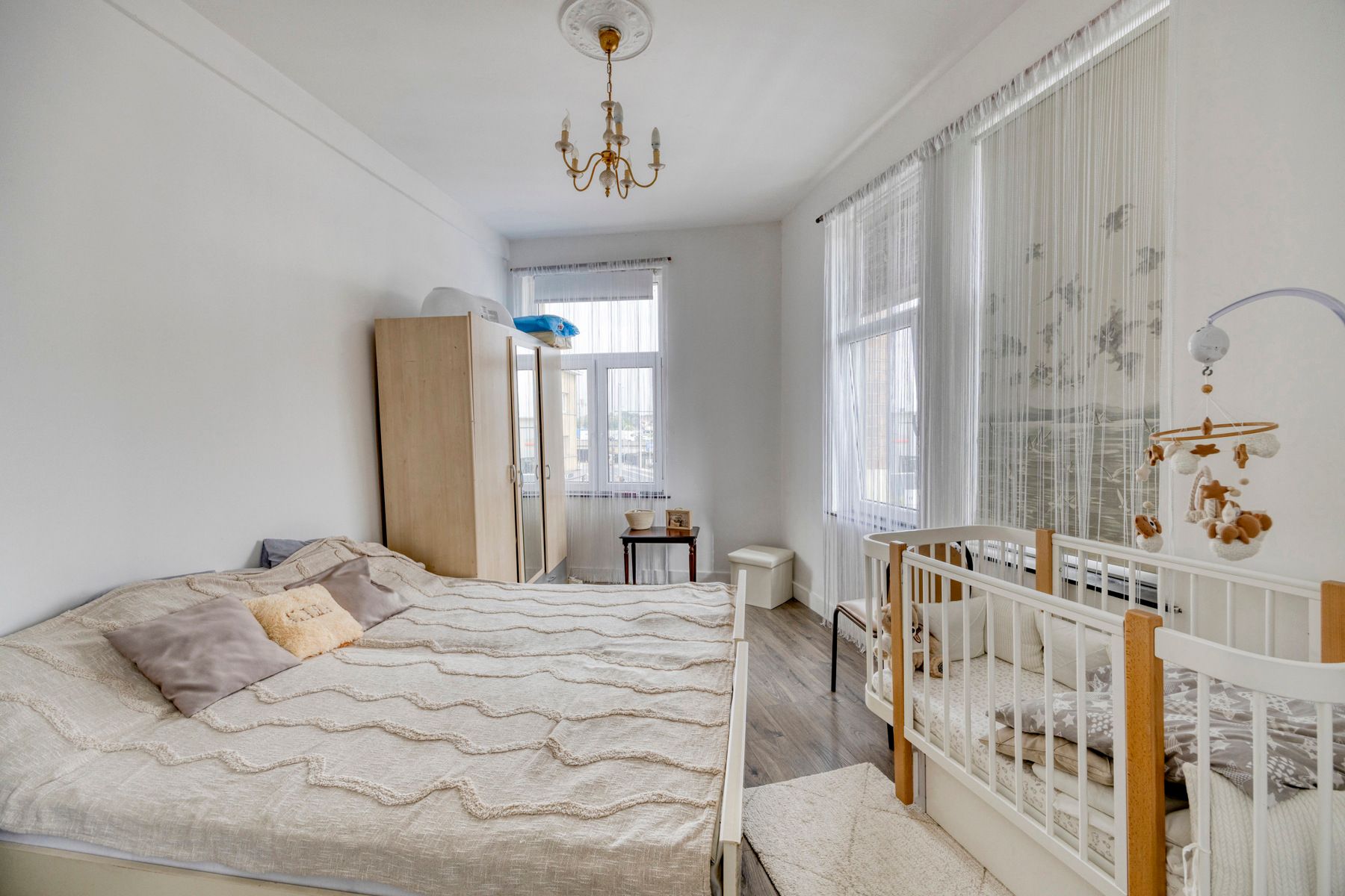 Handelspand met bewoning op topligging foto 16