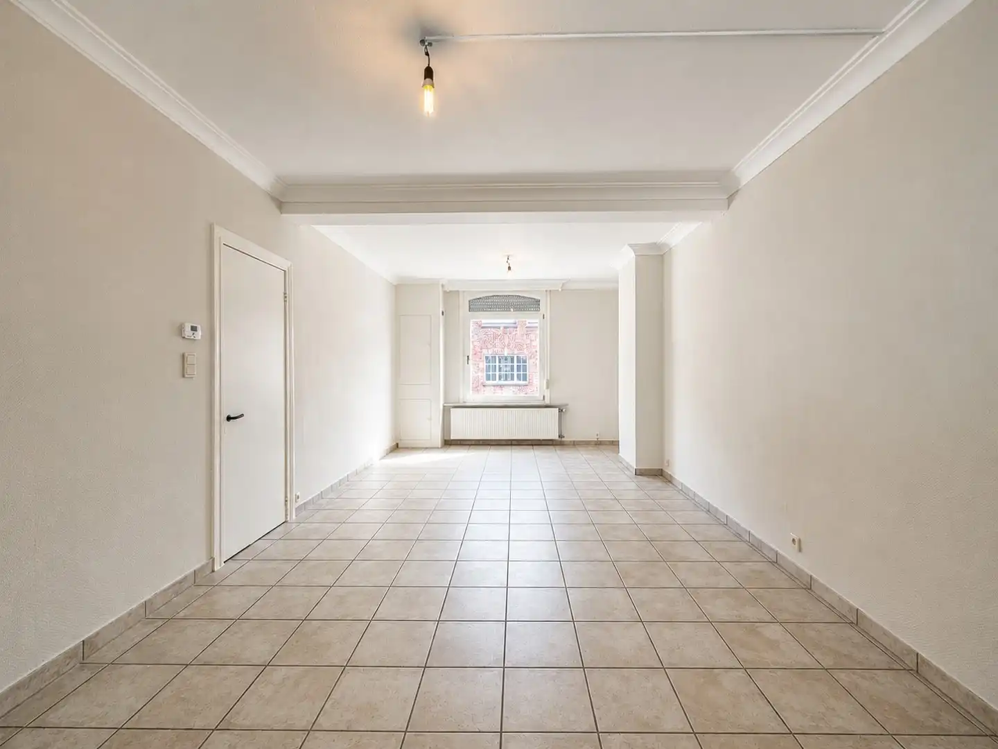 Rijwoning met 3 slaapkamers en tuintje vlakbij centrum Zomergem foto 5