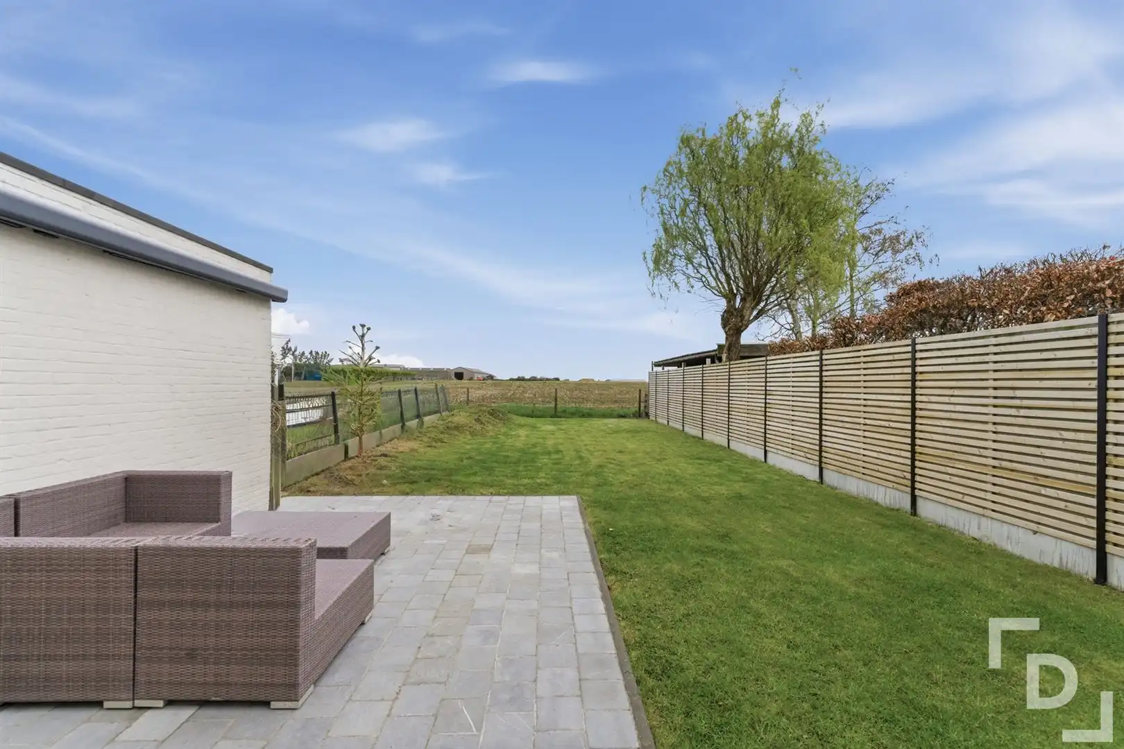 Gerenoveerde HOB met 3 slaapkamers en tuin te koop in Sint-Jan. foto 10