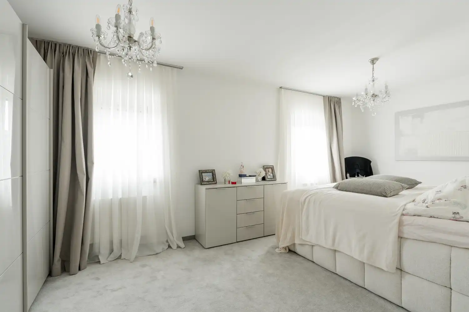 Leuke moderne gezinswoning met 3 SLK en een mooi perceel grond foto 16