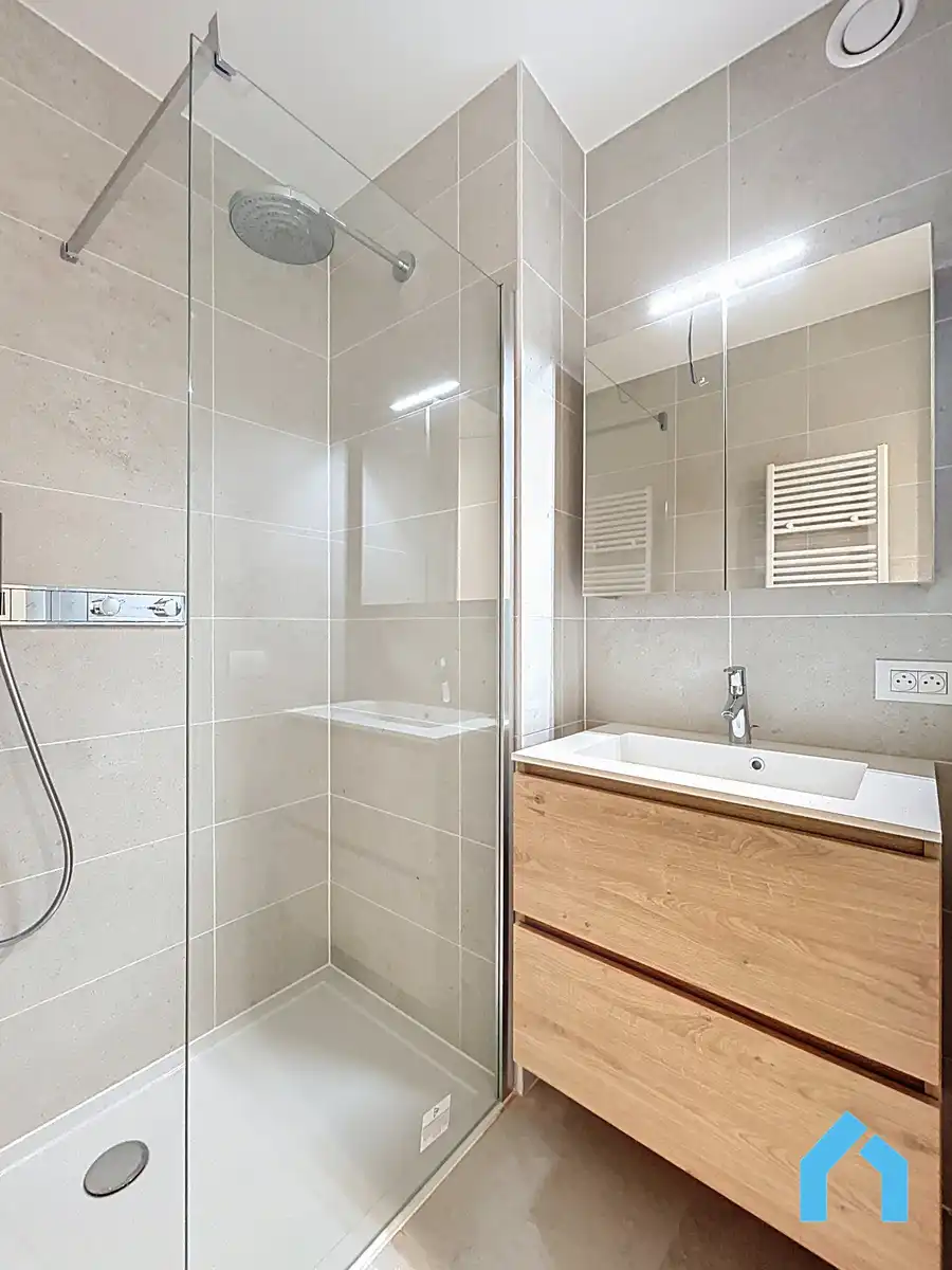 Droomappartement aan zee met frontaal zeezicht en gezellig terras! foto 21