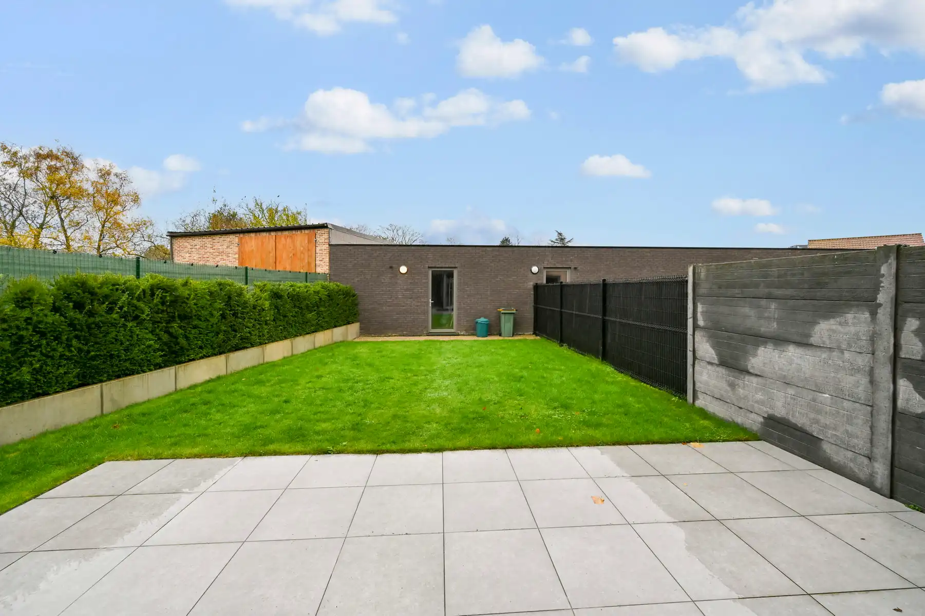 Woning nabij het Donkmeer met 5 slaapkamers foto 3