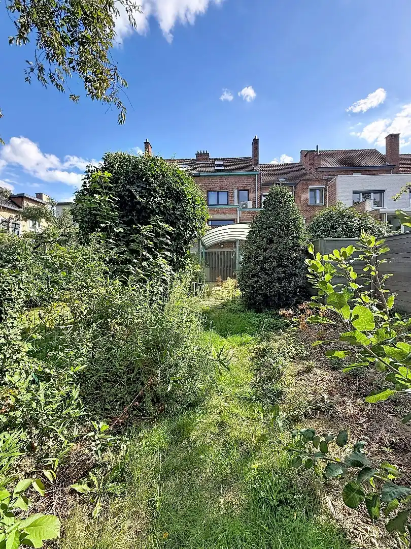 Ruime bel-etagewoning met 4 slaapkamers en grote zuidoostgerichte tuin in Leuven foto 25