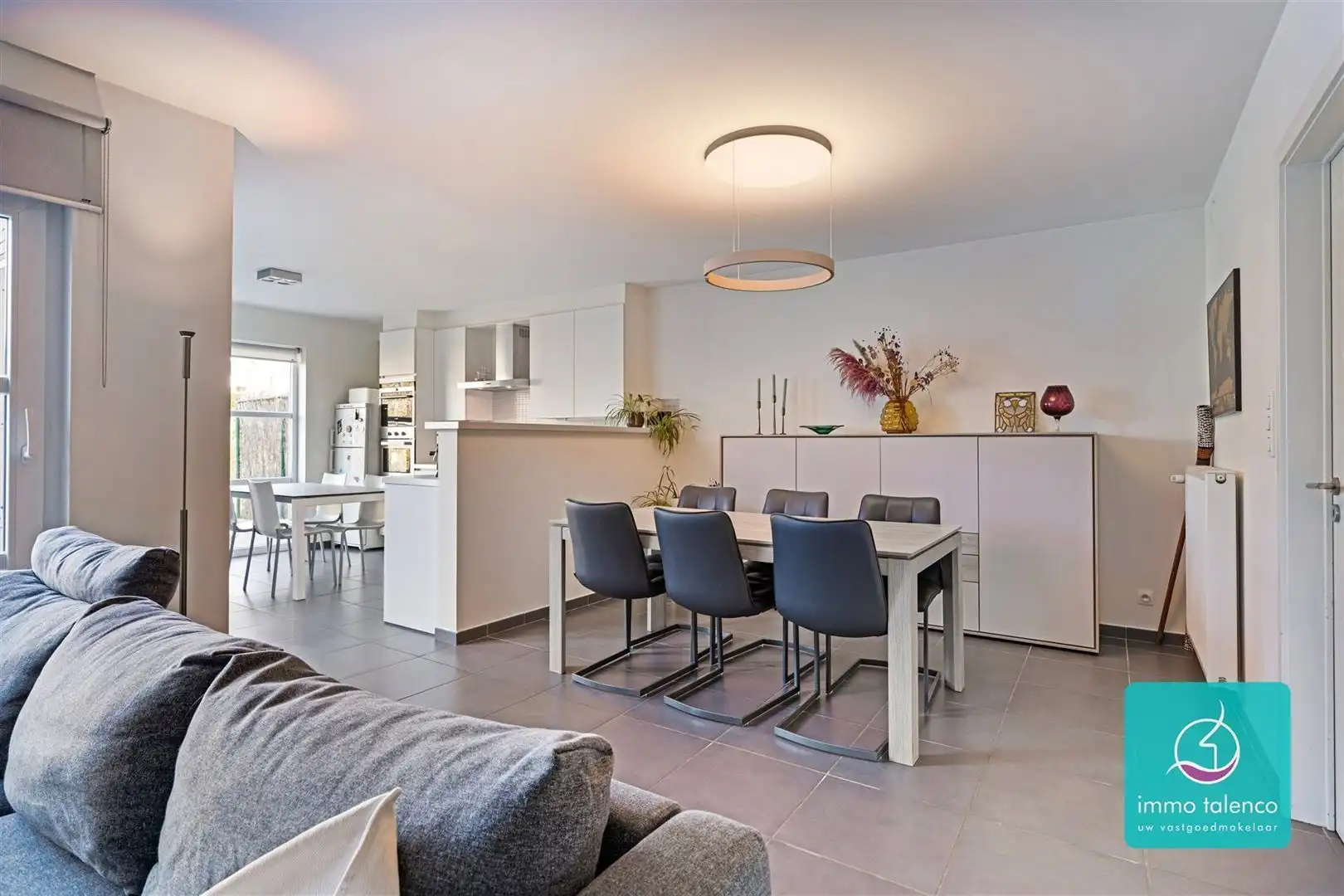 Instapklare woning - 3 slpks - garage - terras - tuin foto 10