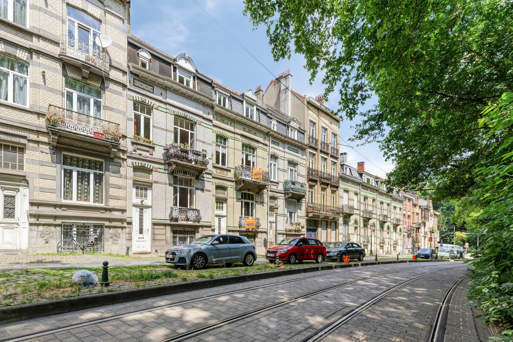Schitterend gelegen herenwoning met veel karakter foto 3