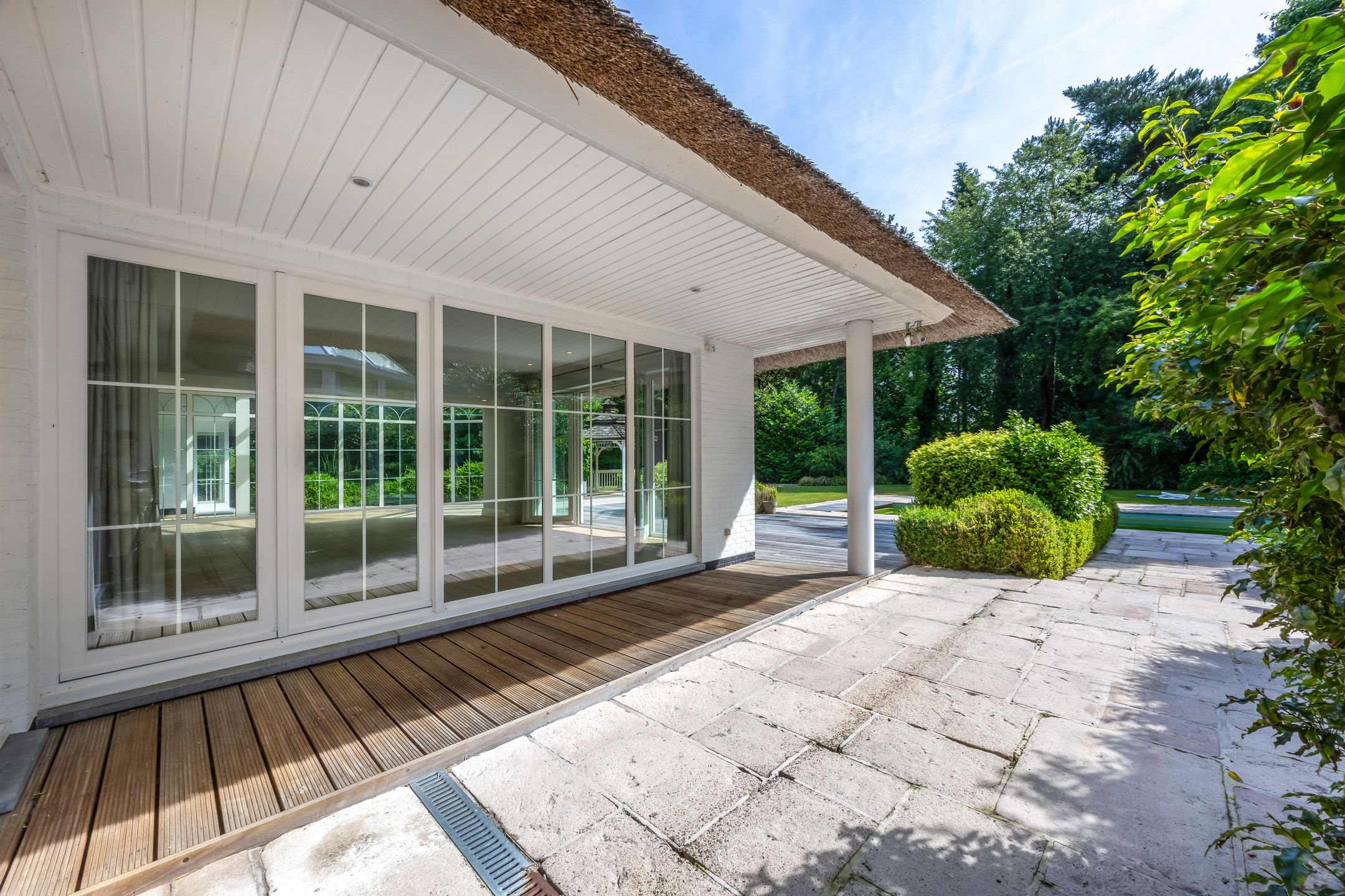 Instapklare villa op een riant perceel van 3.750 m² foto 16