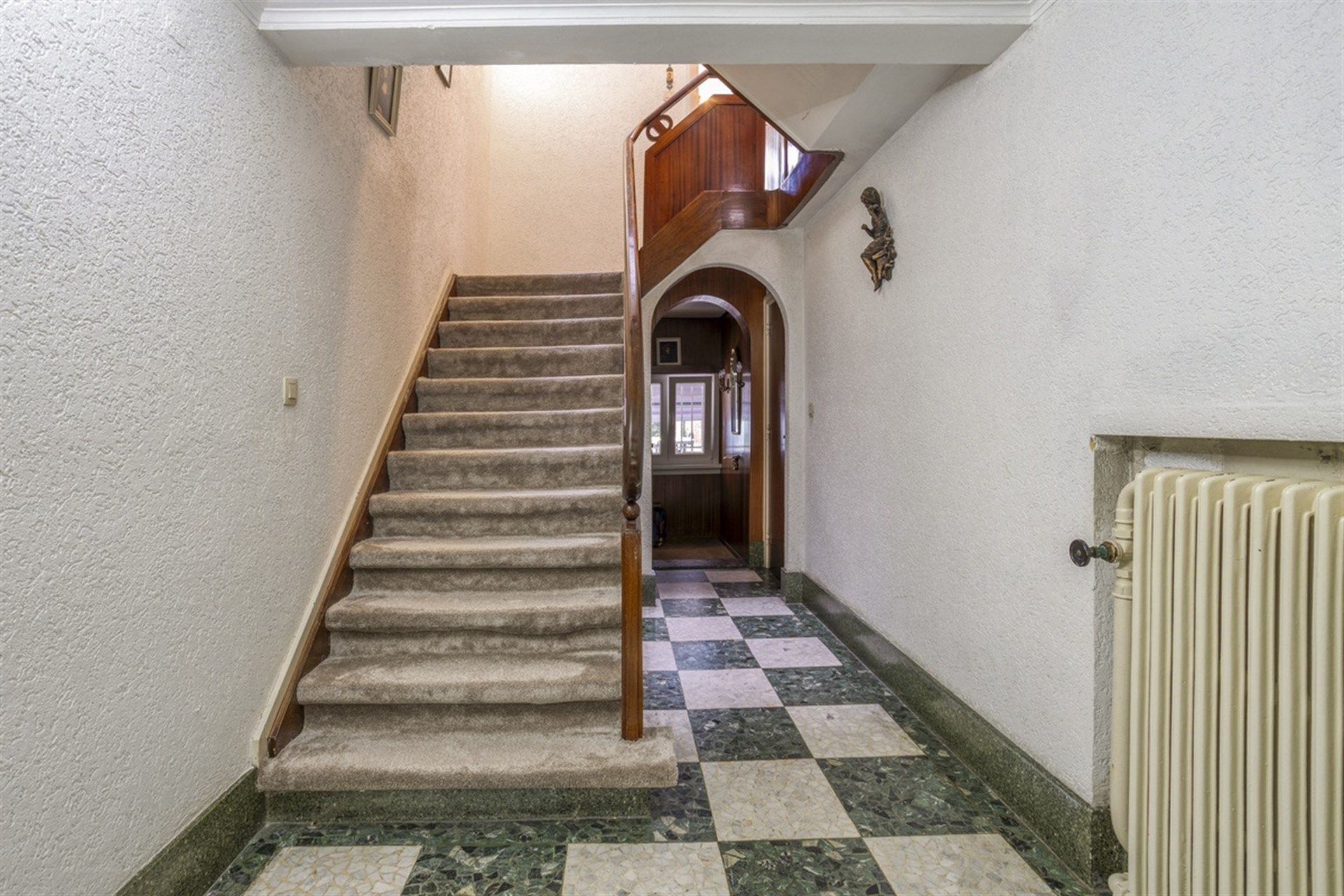 Ruime bel-étagewoning met 4 slaapkamers Betonconstructie foto 6